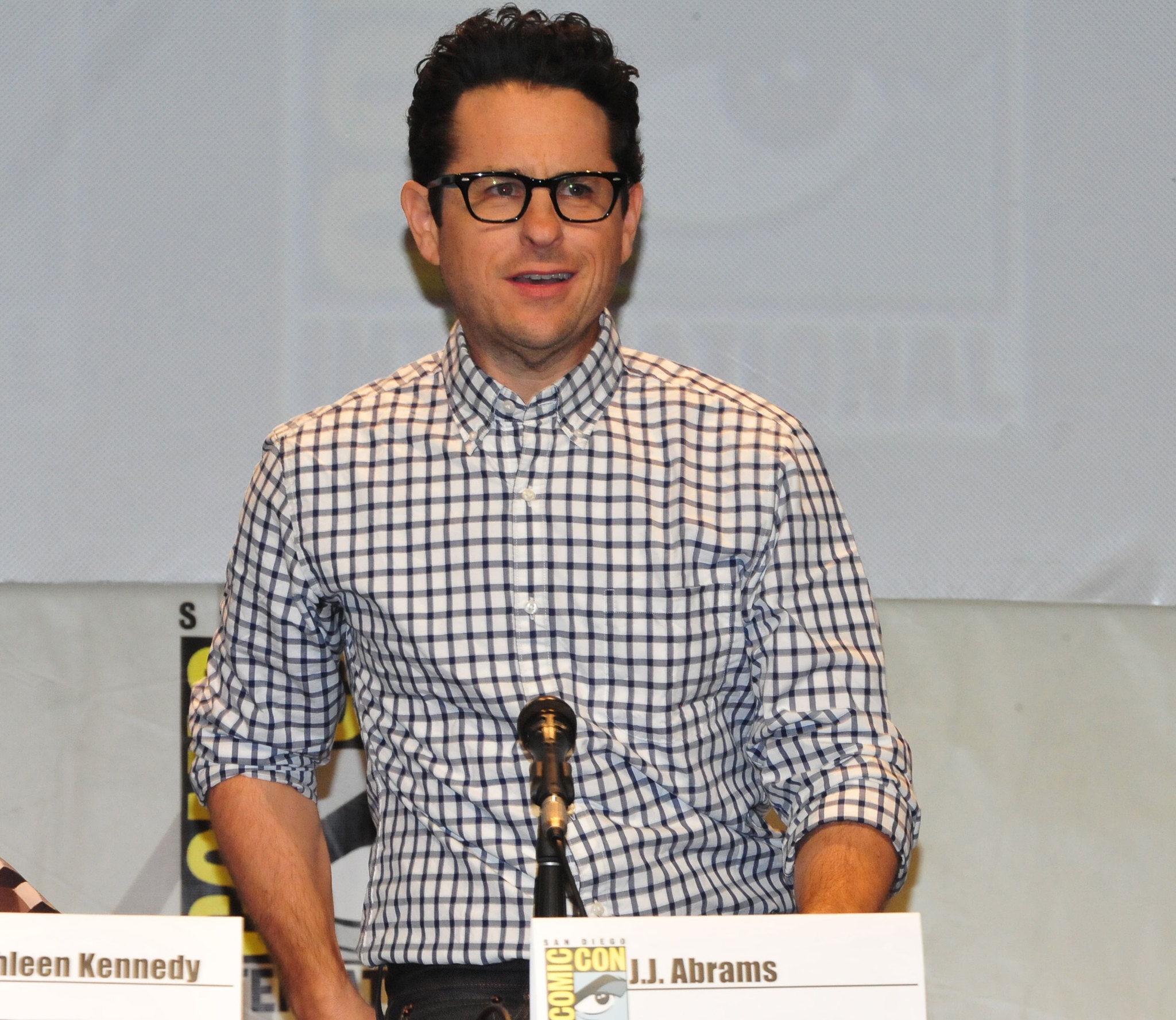 「エル・ファニングは本当に素晴らしい存在だった」J.J.エイブラムスが公開10周年の『SUPER8』を振り返る