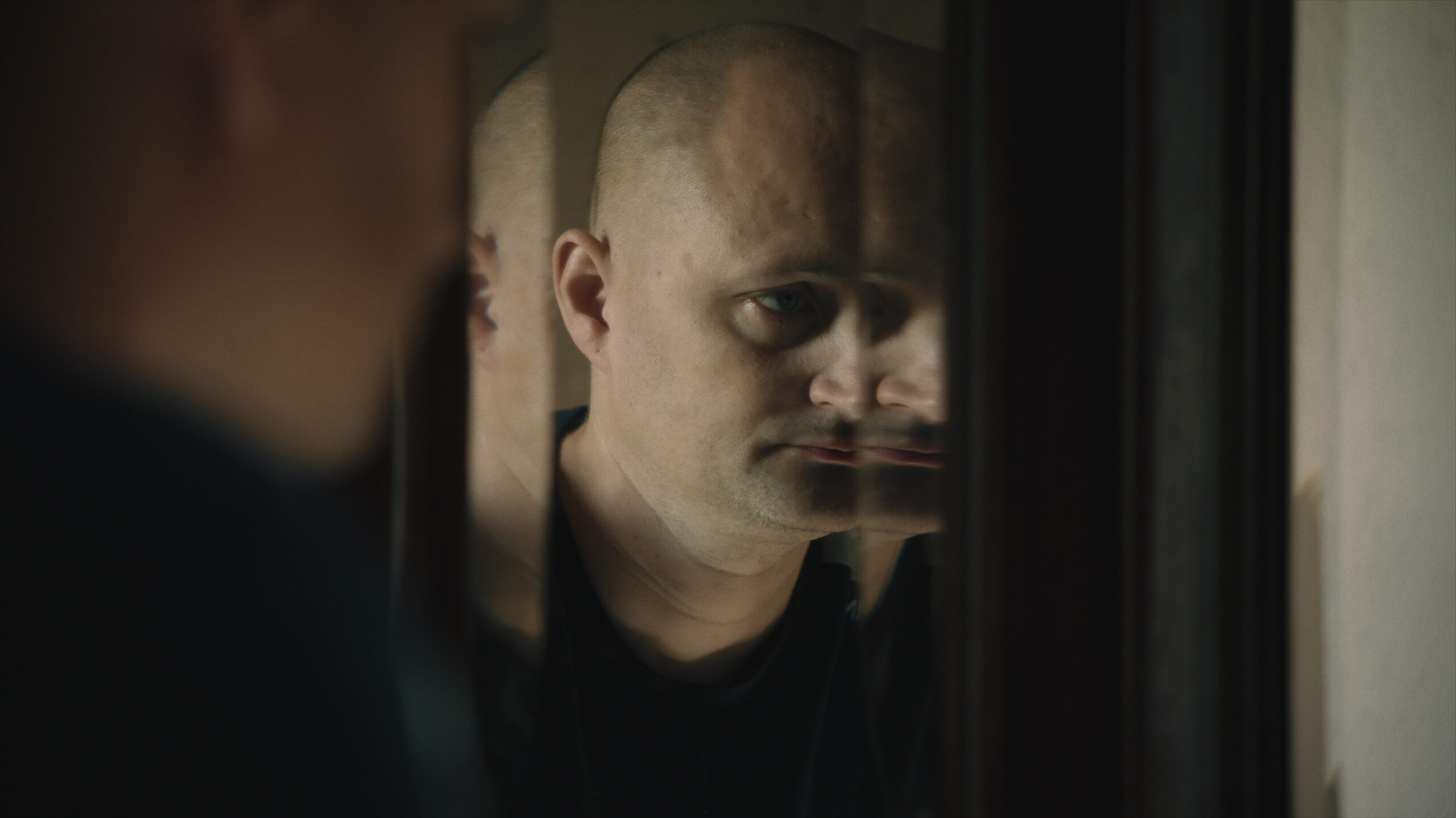 北朝鮮の武器密輸の実態を平凡な市民が暴く全世界騒然のドキュメンタリー『THE MOLE』10⽉15⽇公開決定