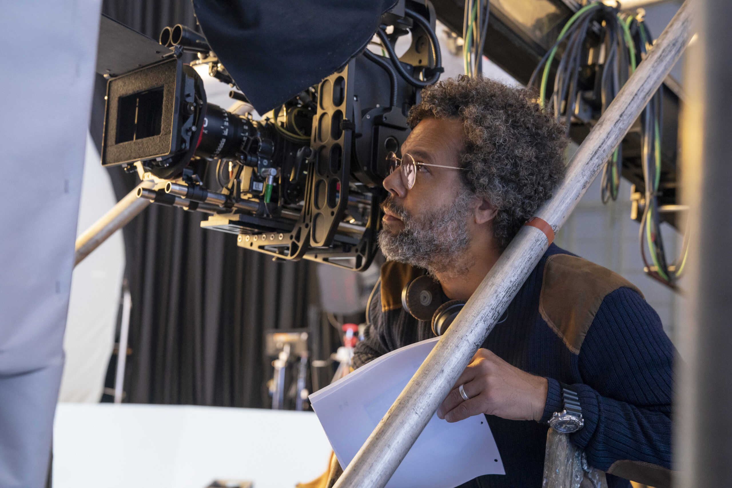 「俳優がスタントを」『元カレとツイラクだけは絶対に避けたい件』監督インタビュー映像が到着