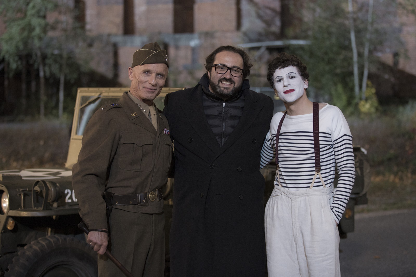 あの名優のオフショットも!『沈黙のレジスタンス~ユダヤ孤児を救った芸術家~』より「123枚」のメイキングスチール一挙解禁