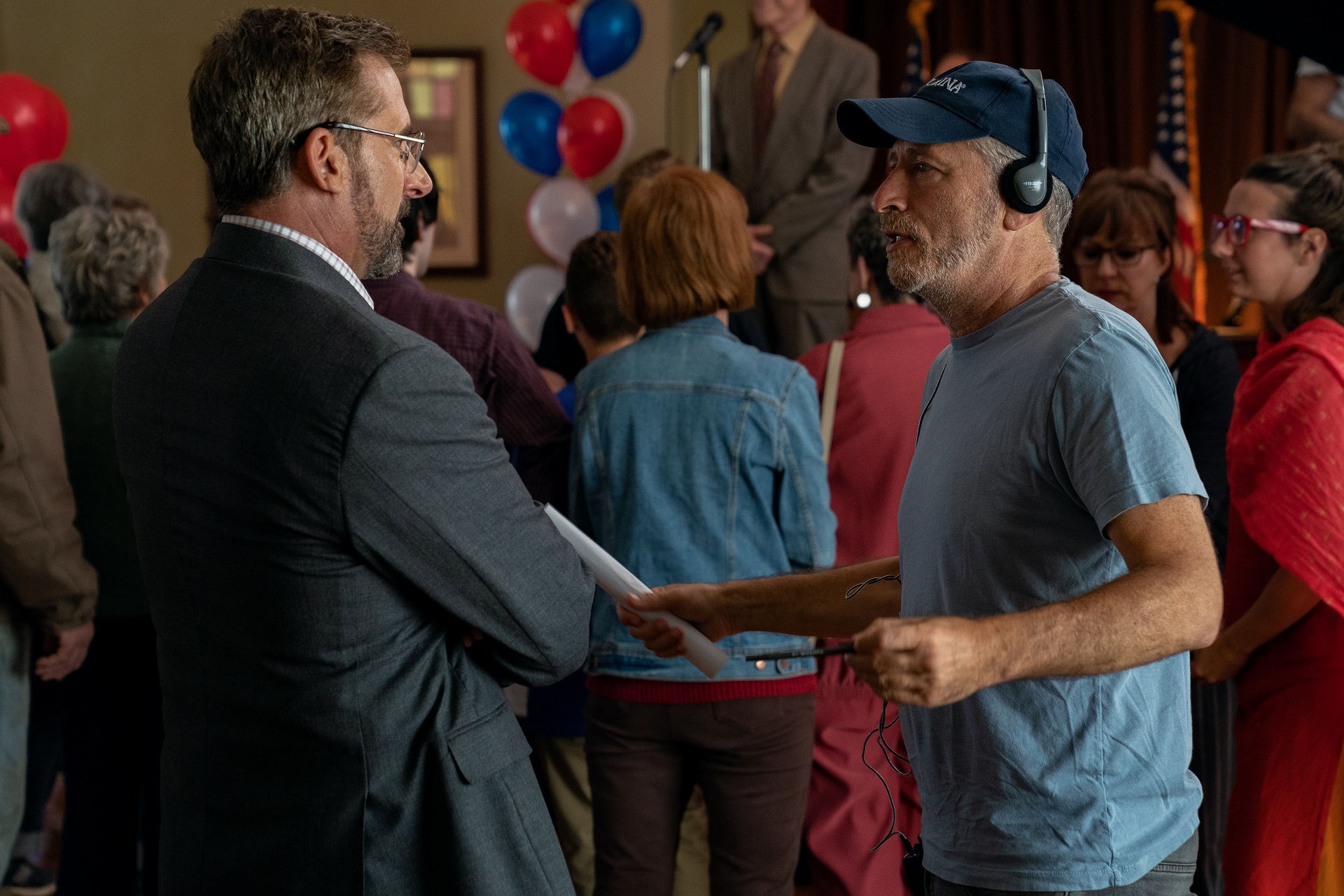 「まるでバットマンとスーパーマンの戦い」2大俳優が激突する選挙コメディ『スイング・ステート』を監督が解説