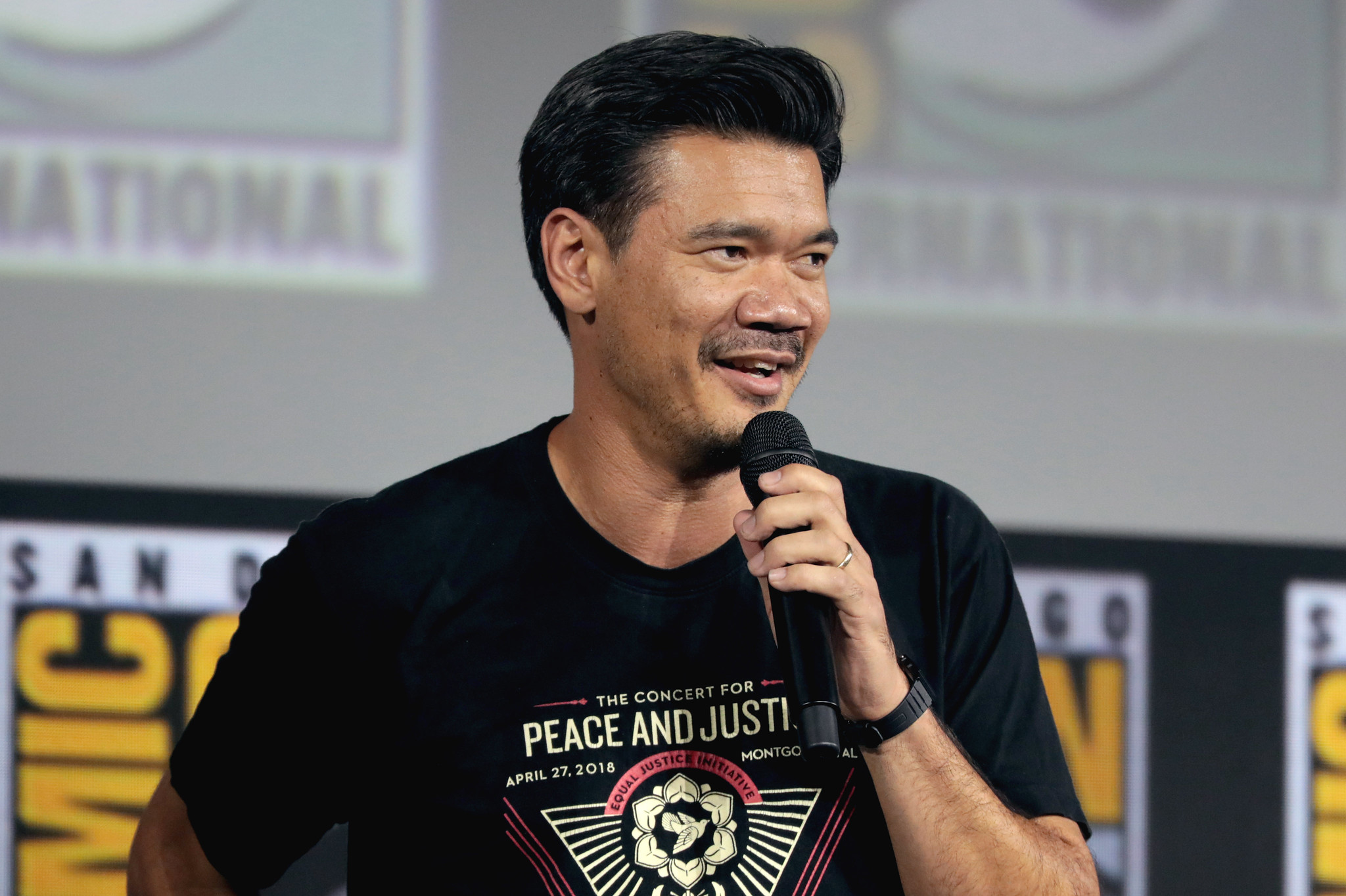 『シャン・チー』デスティン・ダニエル・クレットン監督がトニー・レオンに感謝のメッセージ「彼との仕事は一生の宝物」