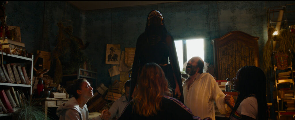 その女魔物は男しか殺さない!!「シッチェス映画祭」上映作品『呪術召喚/カンディシャ』予告編&新写真が解禁