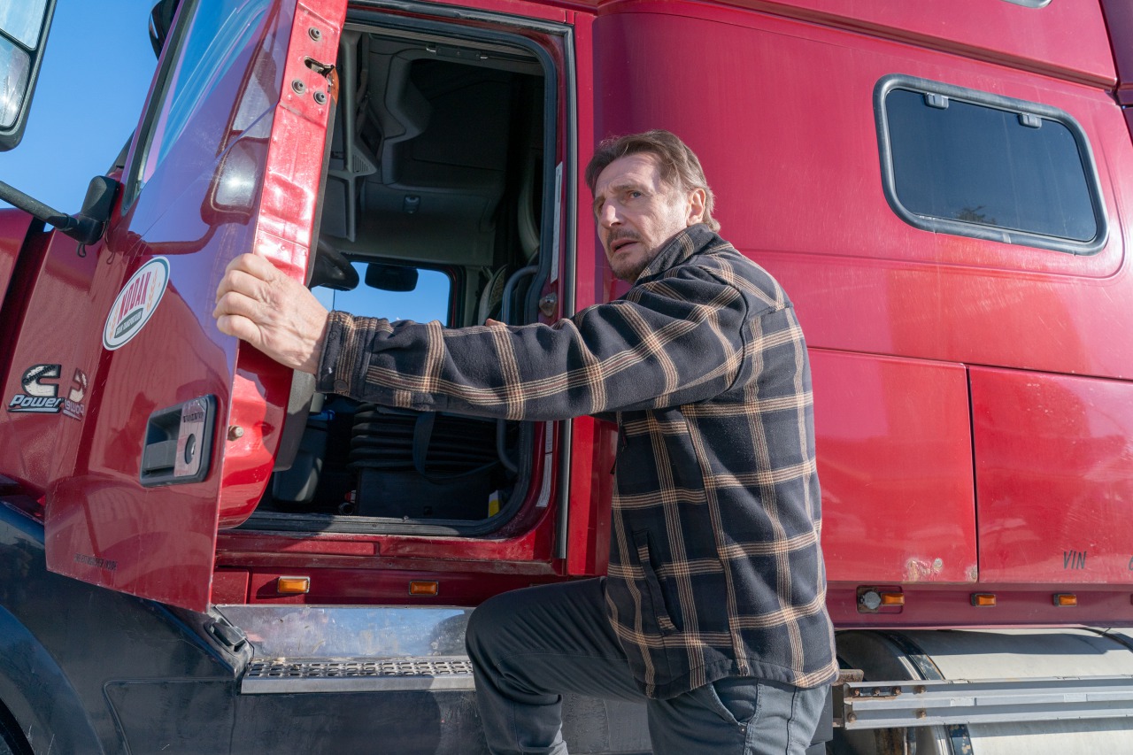 “不屈の男”リーアム・ニーソンの強烈な存在感が光る『アイス・ロード』場面写真が一挙解禁