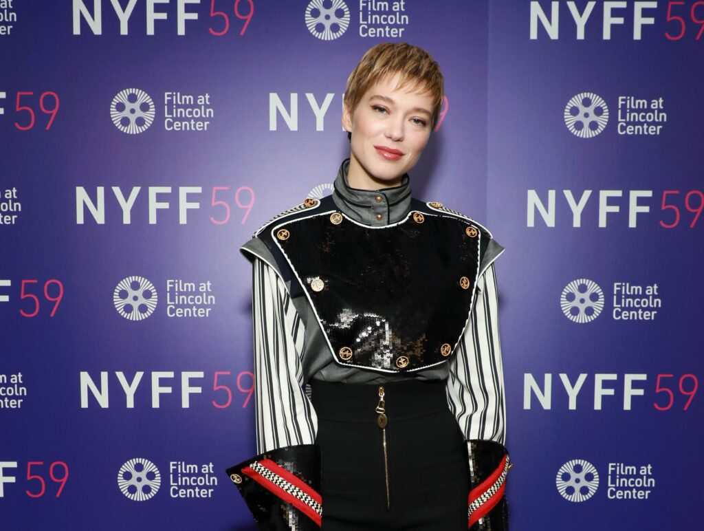 レア・セドゥが第59回ニューヨーク映画祭にルイ・ヴィトン着用で登場