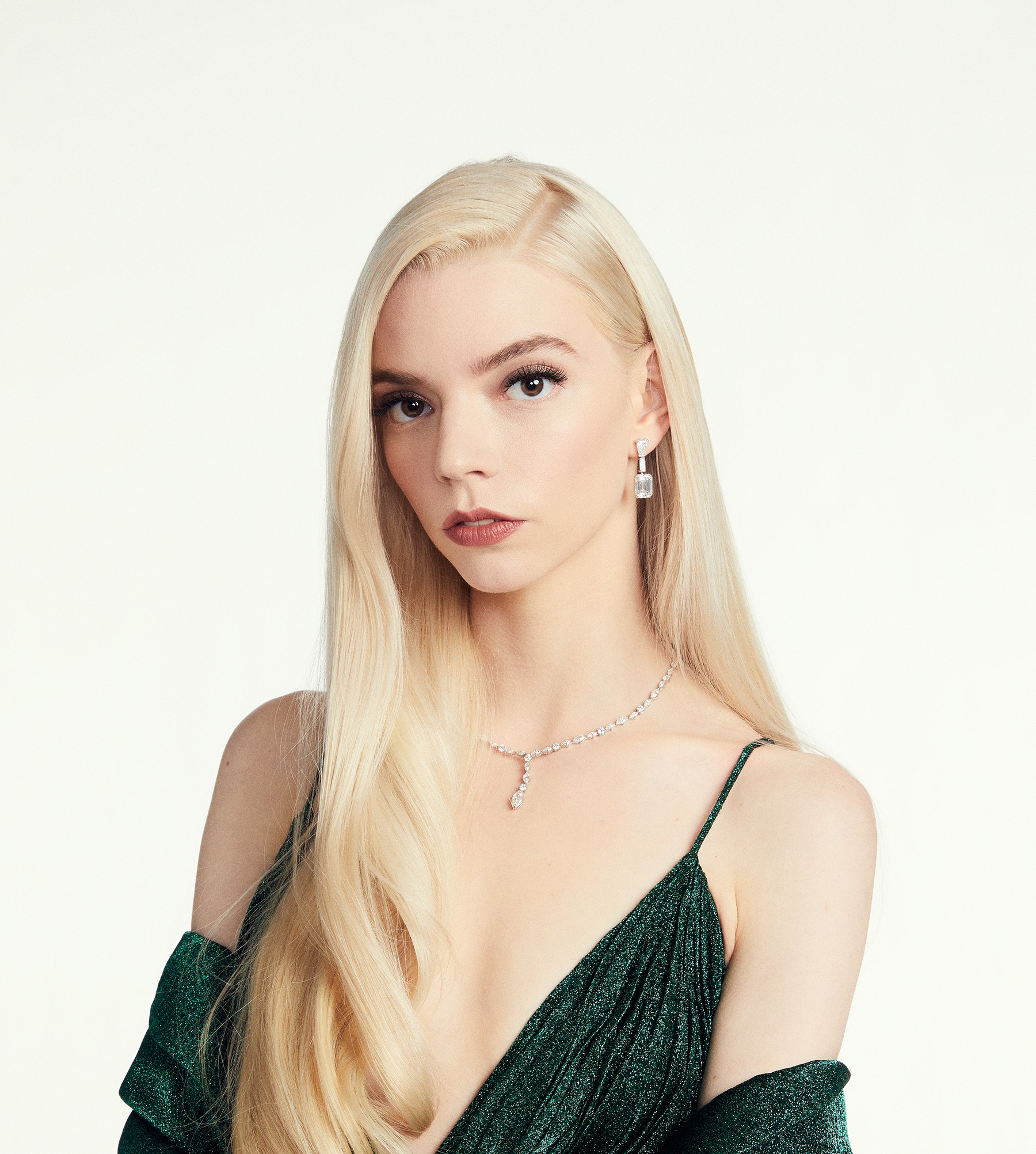 アニャ・テイラー=ジョイがディオールのグローバルアンバサダーに就任