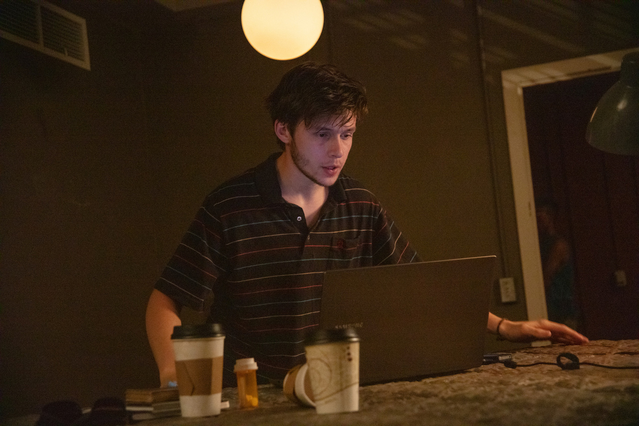 実在の「闇サイト」を描く衝撃作『シルクロード.com』監督コメントが到着「ドキュメンタリーを作るようなアプローチを」