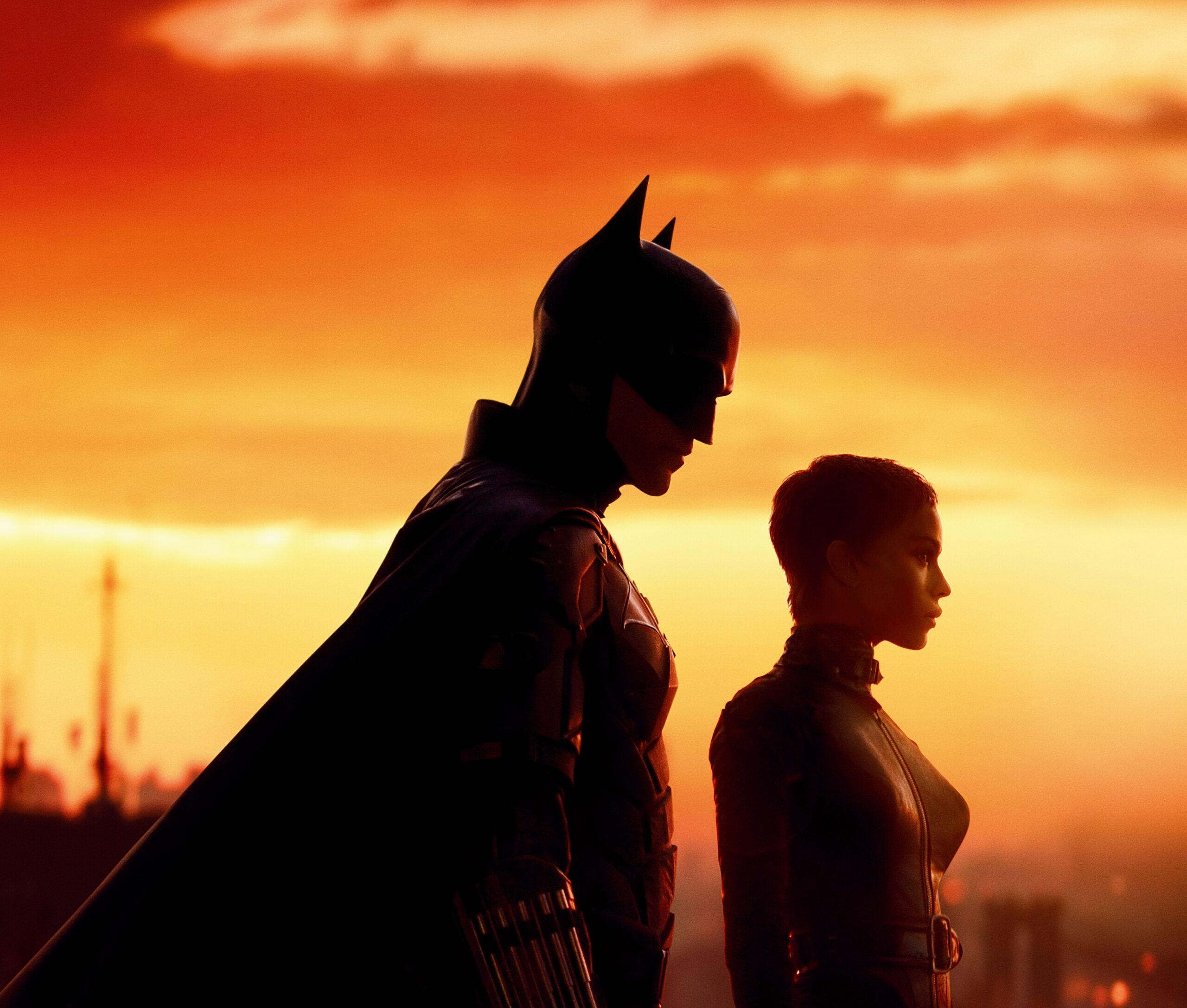 バットマン&キャットウーマンが黄昏のゴッサムシティを見下ろす!『THE BATMAN-ザ・バットマン-』US版アート解禁