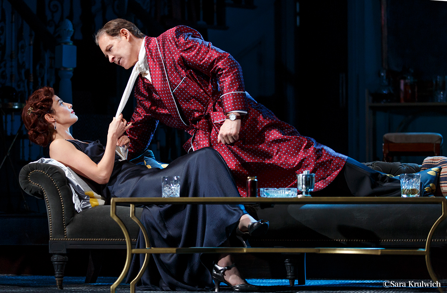 ケヴィン・クラインが“中年の危機”に陥った喜劇俳優に! 極上コメディ『プレゼント・ラフター』予告編&ポスタービジュアル解禁