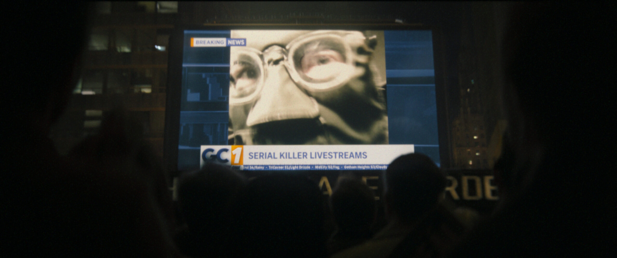 バットマンの敵、最狂の知能犯リドラーとはいったい何者なのか？　主演ロバート・パティンソンらが語る『THE BATMAN』特別映像