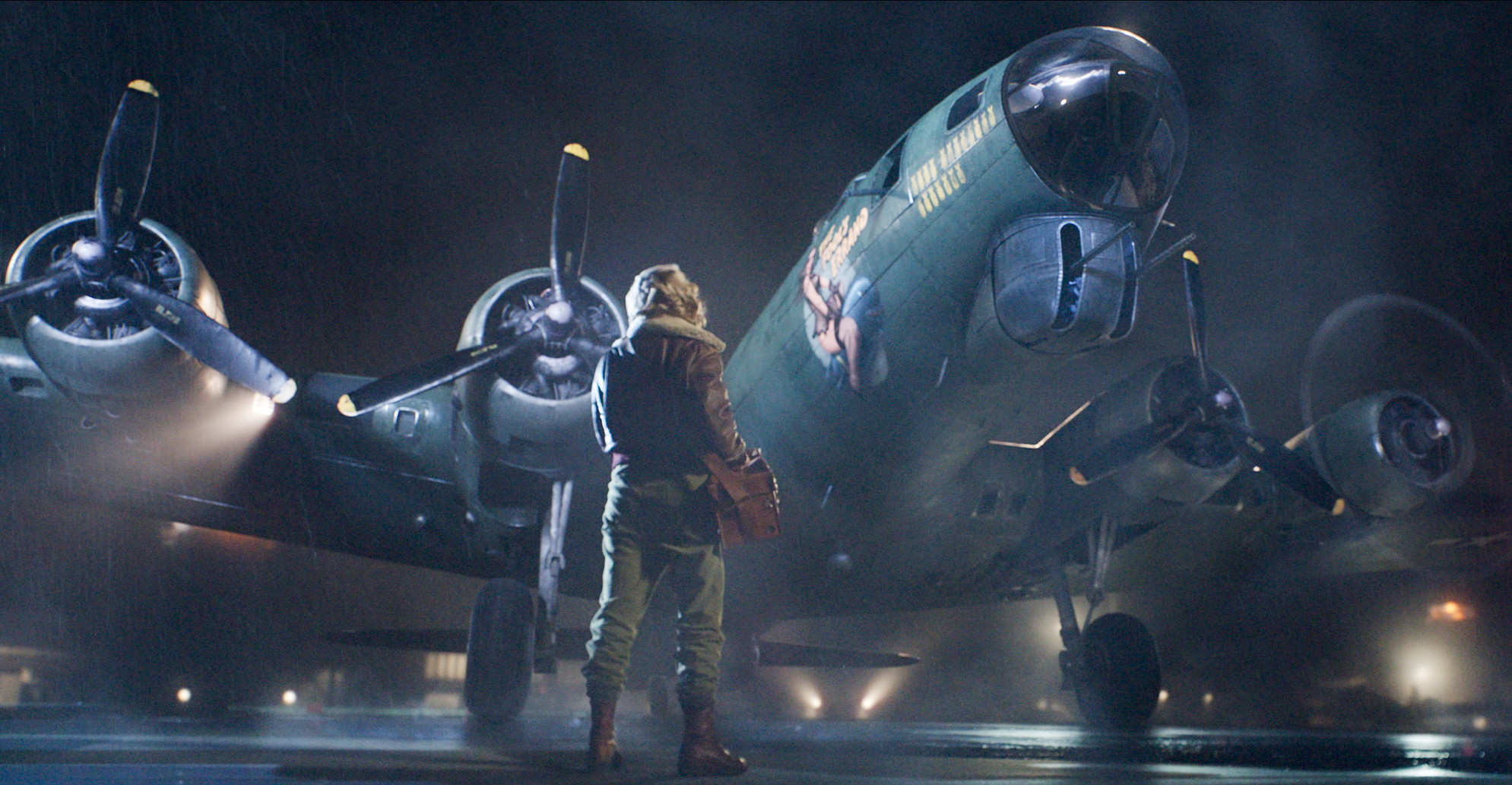 クロエ・グレース・モレッツがたった一人でB-17爆撃機に乗り込む！『シャドウ・イン・クラウド』約3分間の本編冒頭映像が解禁