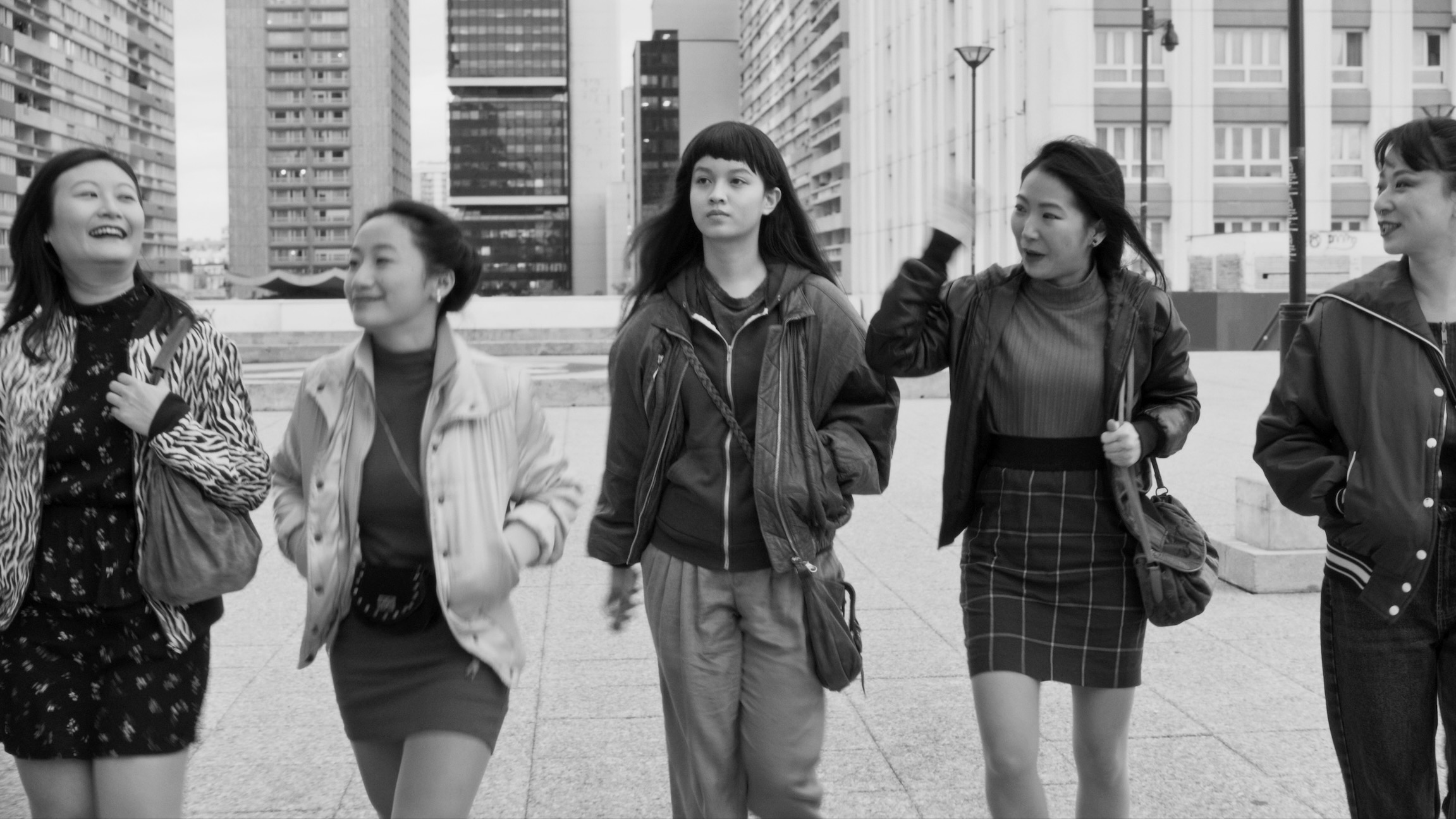 “大人になれない大人たちの恋愛物語”の行方とは——フランス映画界のビッグコラボレーションが実現した『パリ13区』予告編解禁