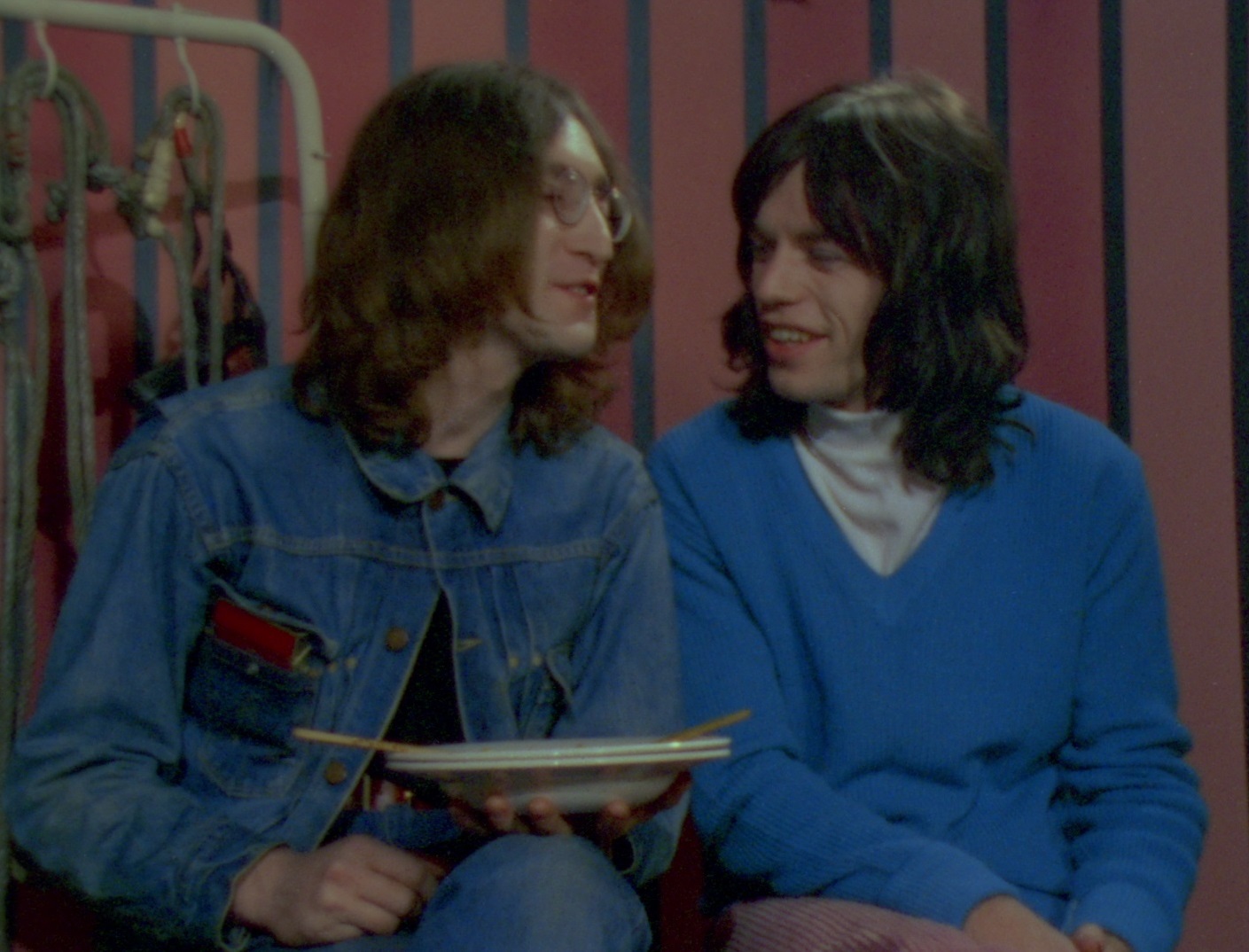 ジョン・レノン、エリック・クラプトン、キース・リチャーズによる“奇跡のバンド”演奏場面も!『ロックン・ロール・サーカス』予告編解禁