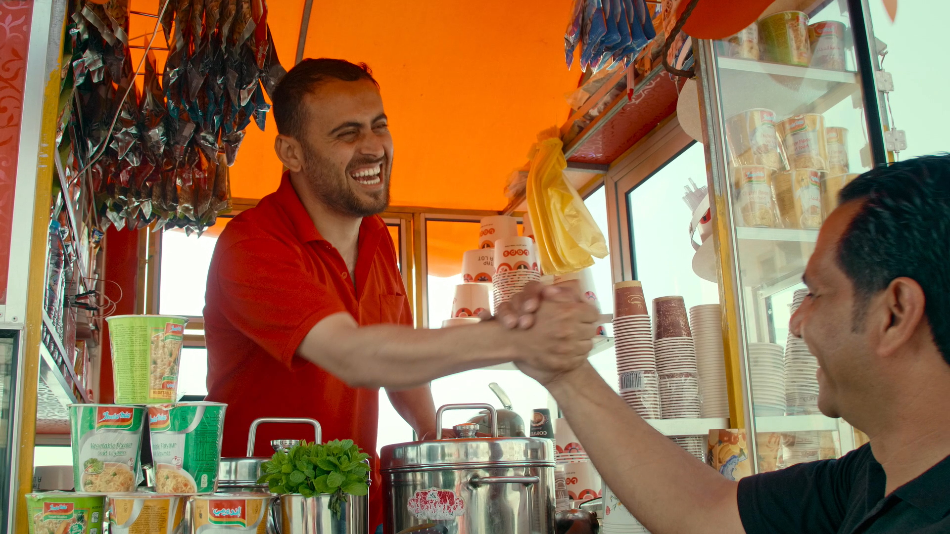 パレスチナをテーマにしたドキュメンタリー2作品『ガザ 素顔の日常』『パレスチナのピアニスト』7月2日同時公開決定