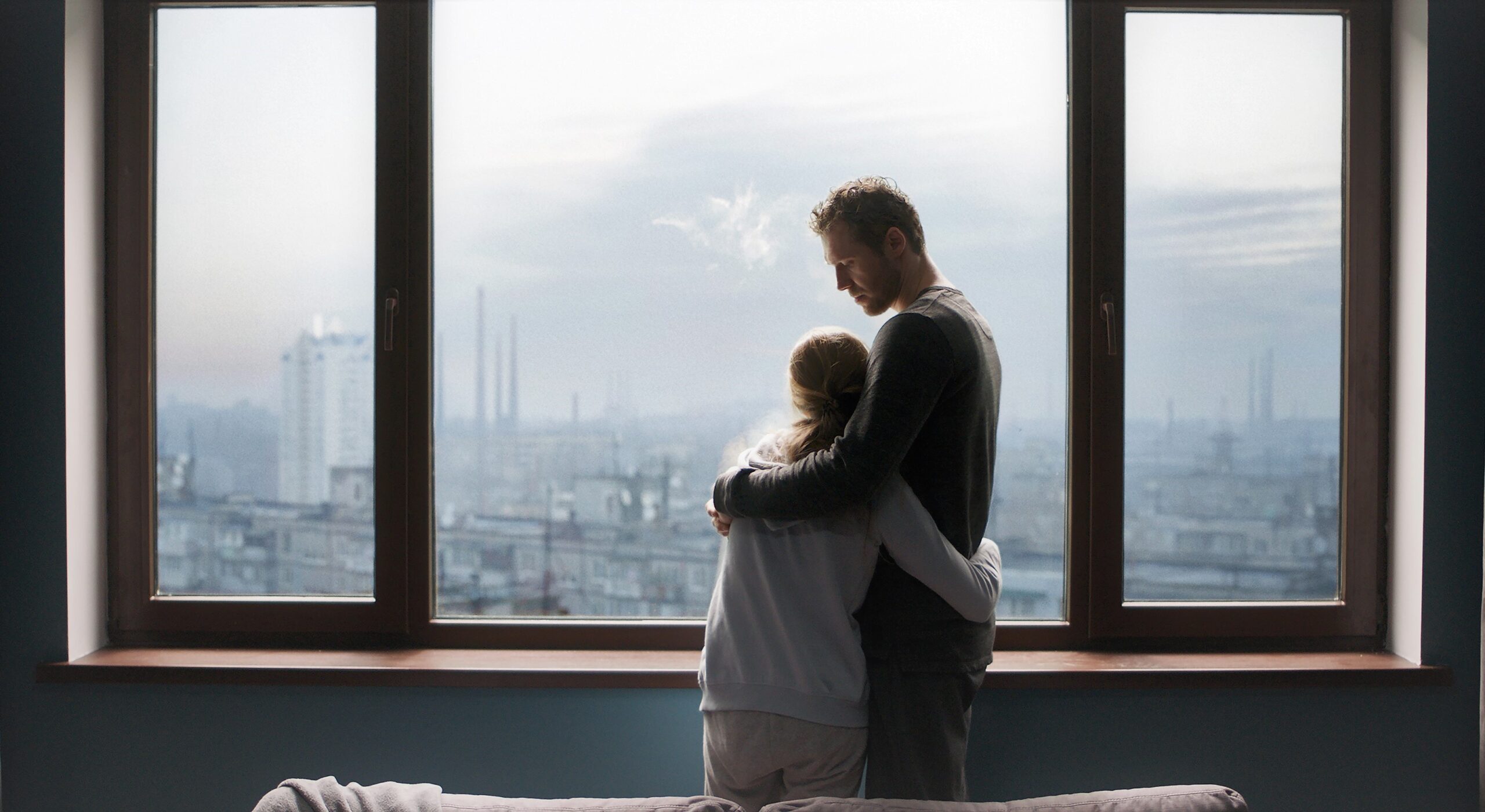 戦禍のウクライナの“この先”を予言する『アトランティス』とウクライナ侵略戦争の始まりを描く『リフレクション』、予告編が完成