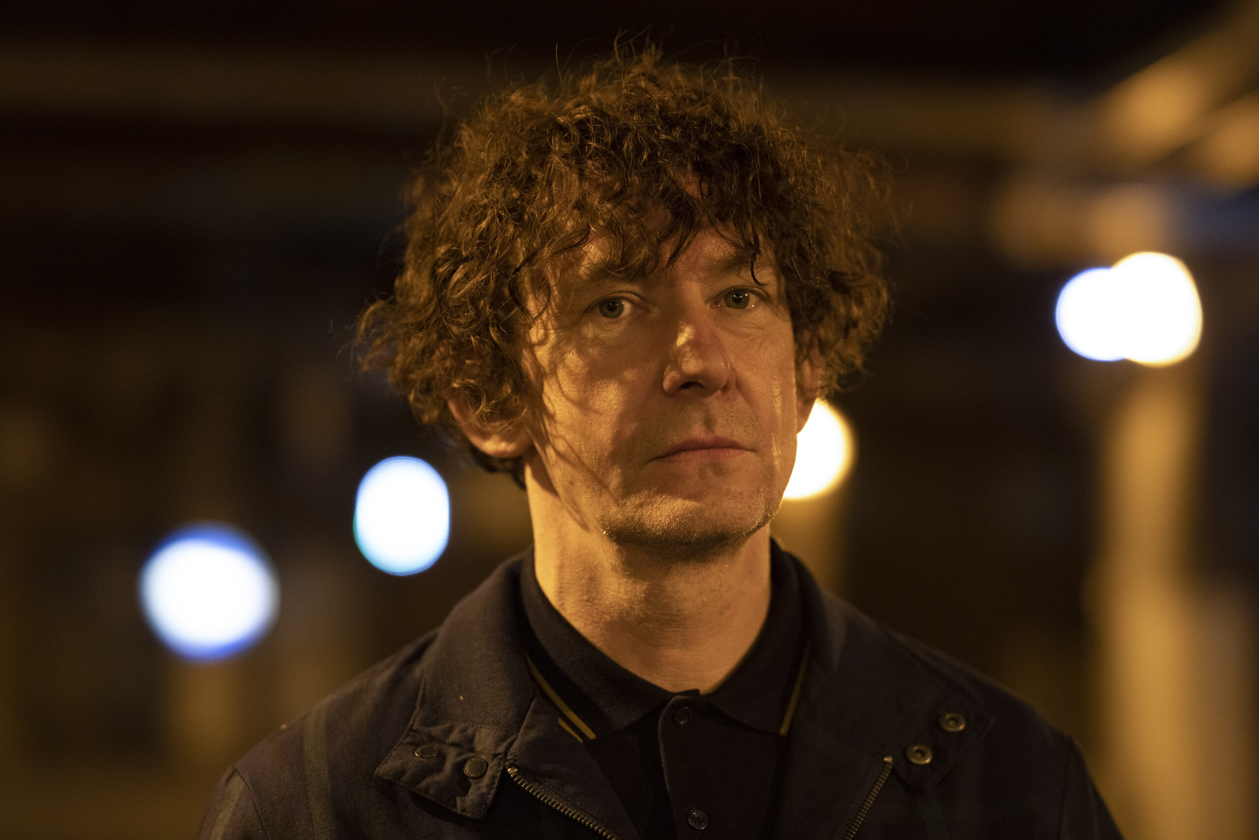 英国の実力派俳優イアン・ハート、『レスポンダー 夜に堕ちた警官』は「ページをめくる手が止まらなくなるほど素晴らしい脚本」