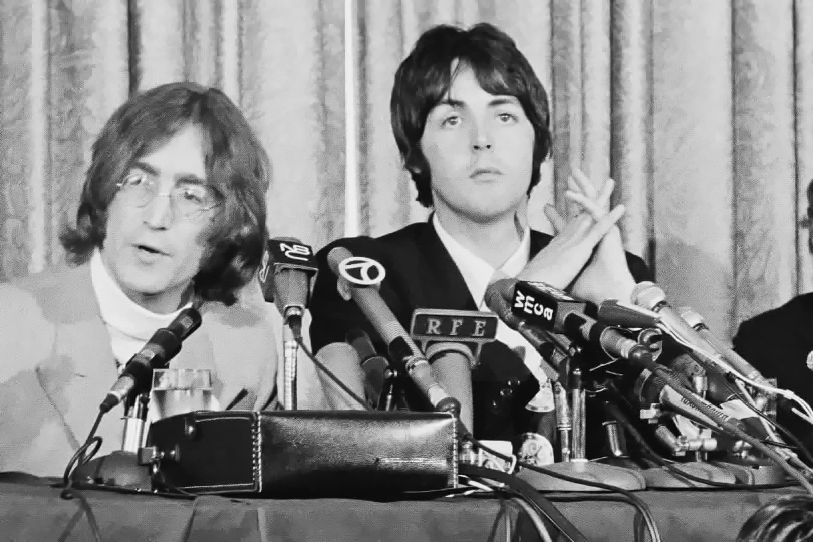 ビートルズがインド滞在中に見せた貴重な素顔が満載!『ミーティング・ザ・ビートルズ・イン・インド』本編映像解禁