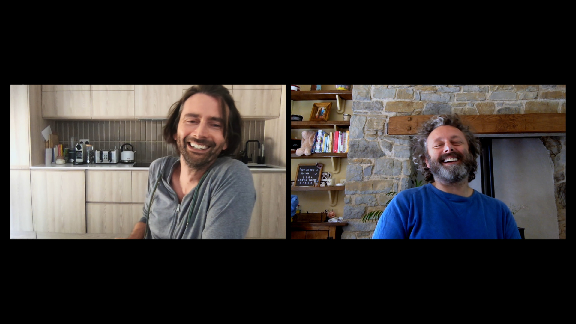 『ステージド』シリーズの舞台裏を描いた特別編『ステージド 俺たちの舞台“裏”!』吹替版声優は櫻井孝宏&飛田展男が続投