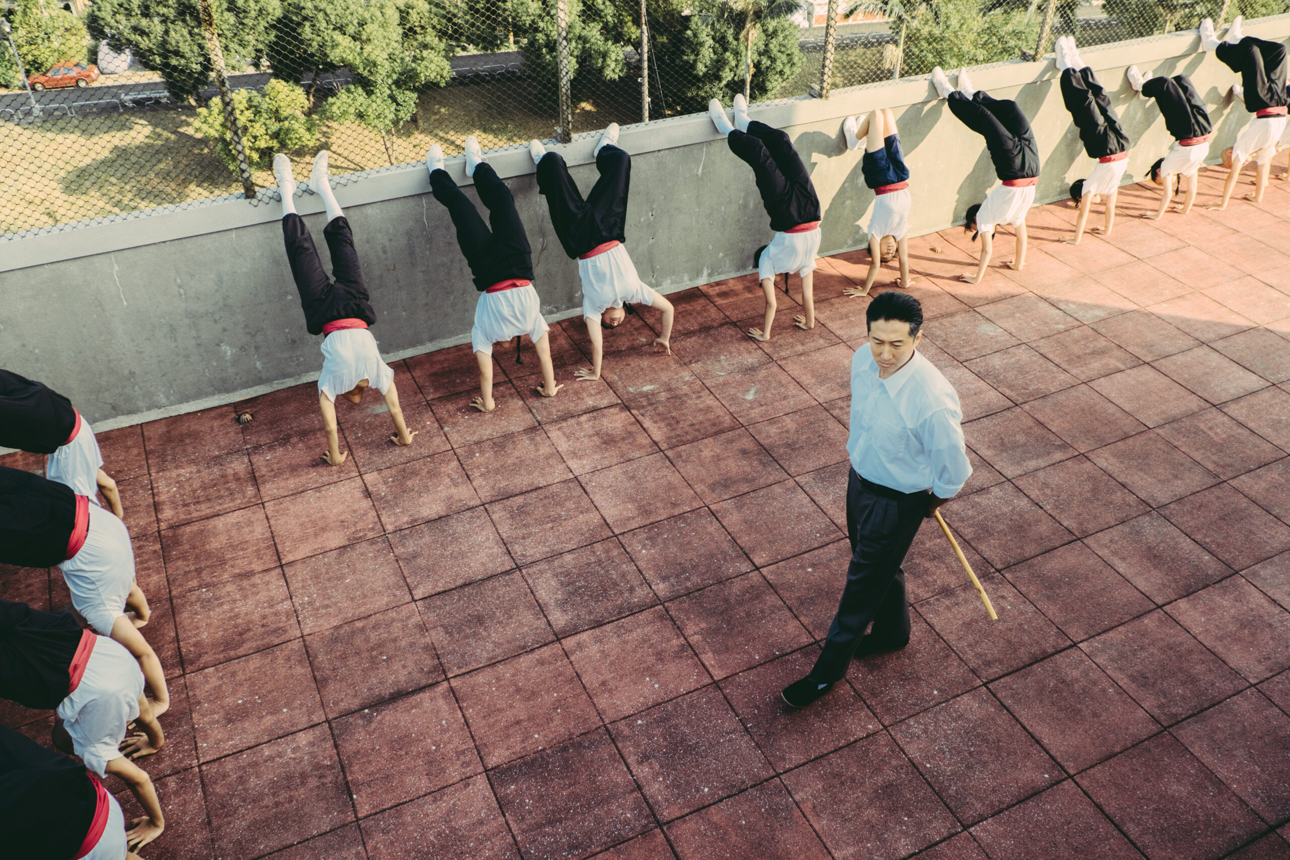 香港の七⼈の名匠が集結した『七⼈樂隊』の幻の“8人目”！　ジョン・ウー監督から大ヒット祈願メッセージが到着