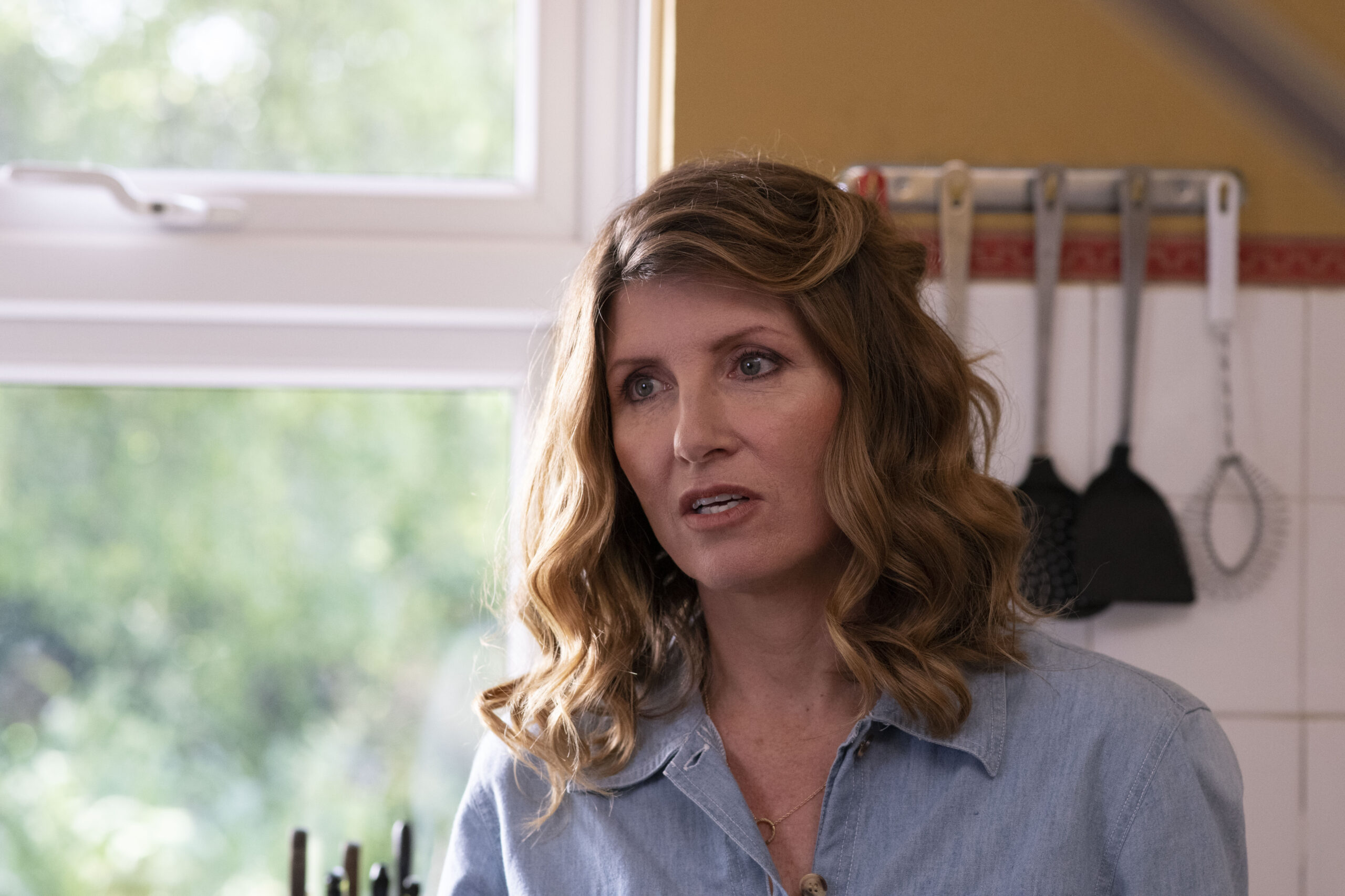 話題の青春映画『恋人はアンバー』は「物語の設定を超えて人々に訴える」 監督&シャロン・ホーガンのインタビュー映像が解禁