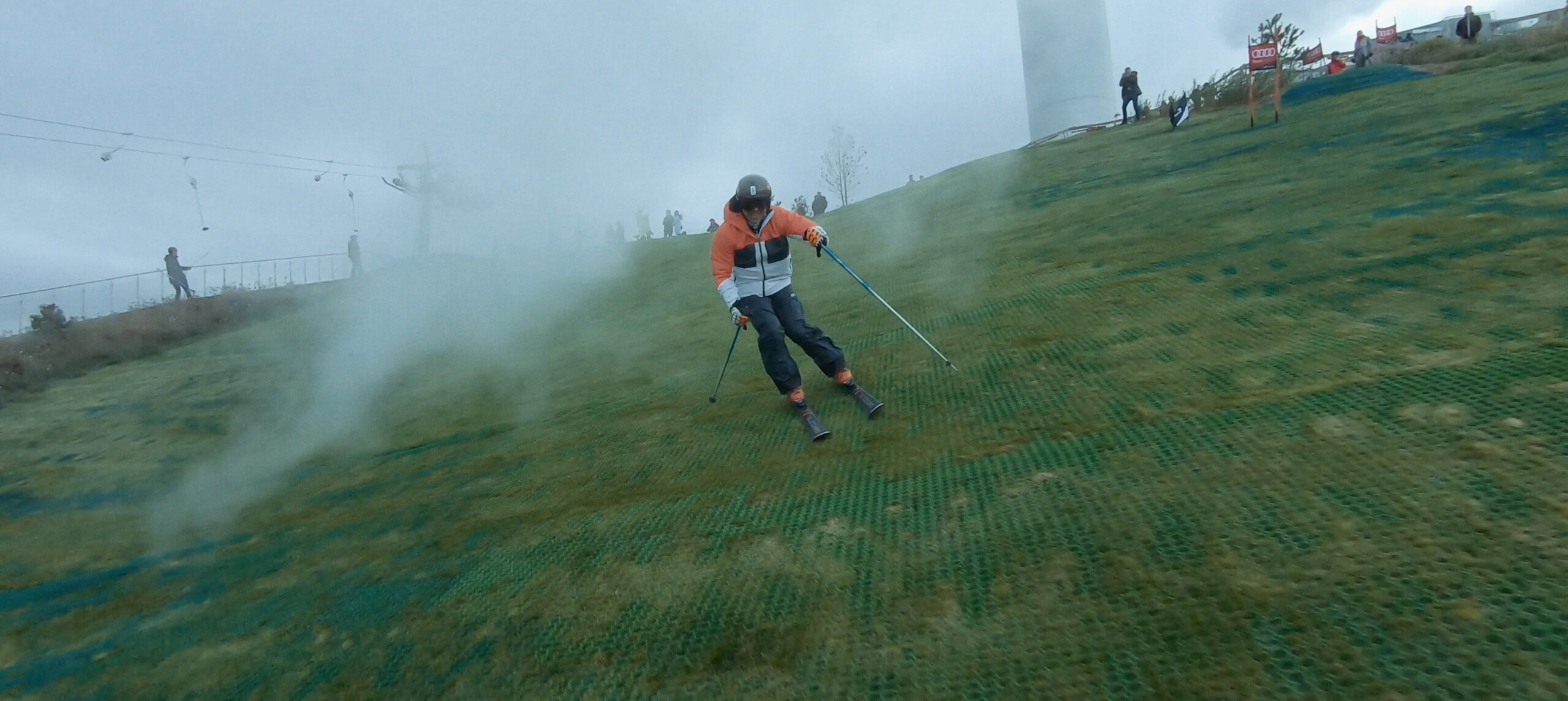世界初の“スキーが楽しめるゴミ処理発電所”はこうして生まれた!『コペンハーゲンに山を』予告編解禁