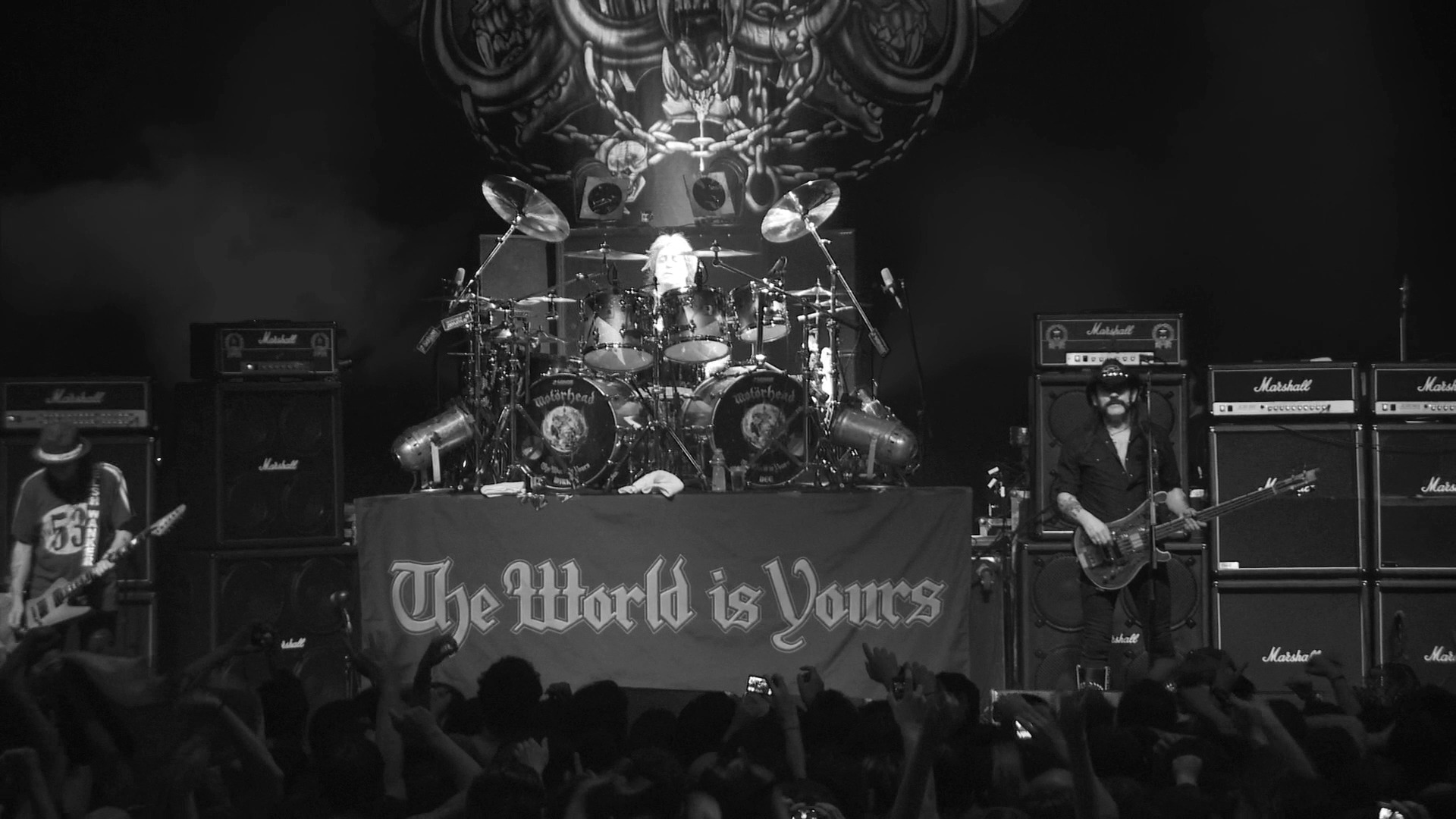 “ロックの化身”レミー・キルミスターが南米で轟音をかき鳴らす!『モーターヘッド/ザ・ワールド・イズ・アワーズ』予告編が完成