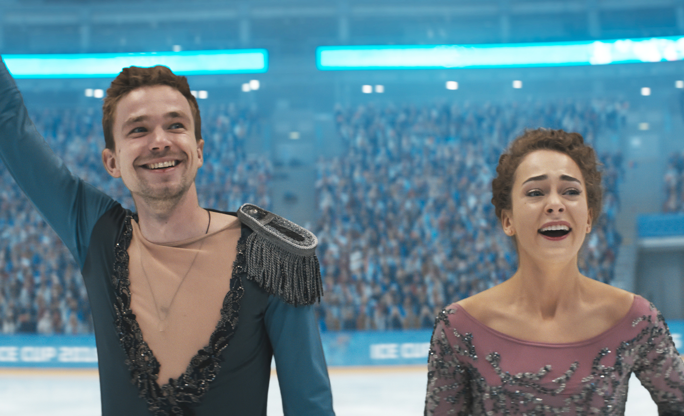 「この映画の前と後でわたしの人生は別物になりました」『ICE ふたりのプログラム』主演二人のインタビューが到着