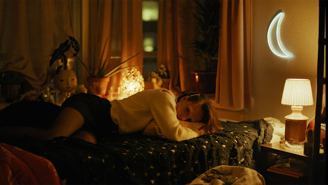 「自分自身を不完全な人間として愛することが重要」10代の悩める若者たちに『ガール・ピクチャー』のアッリ・ハーパサロ監督がメッセージ