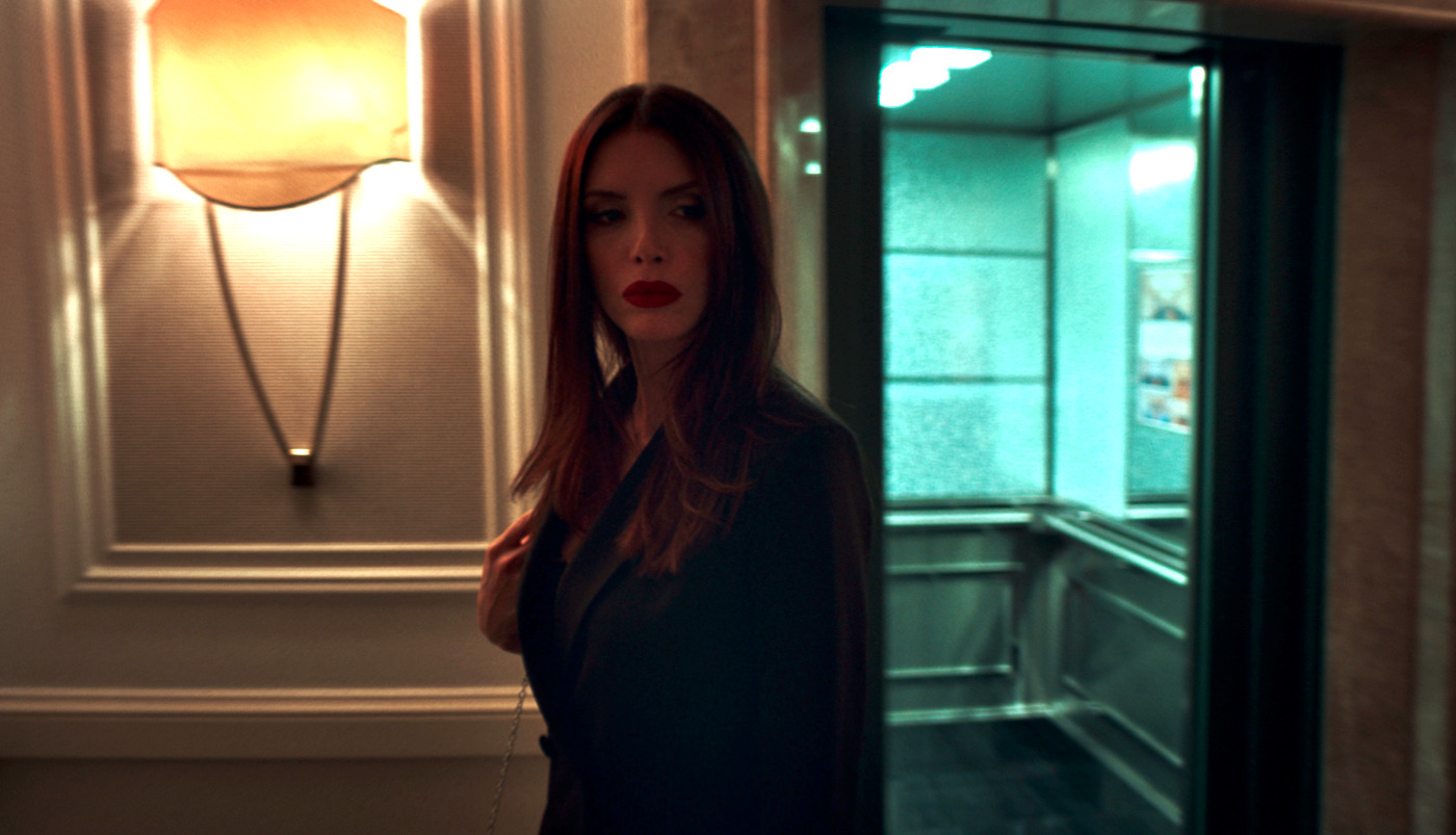 「10年ぶりの約束です、決してひとりでは見ないでください」『ダークグラス』ロングver予告が解禁　オフィシャルグッズ発売決定