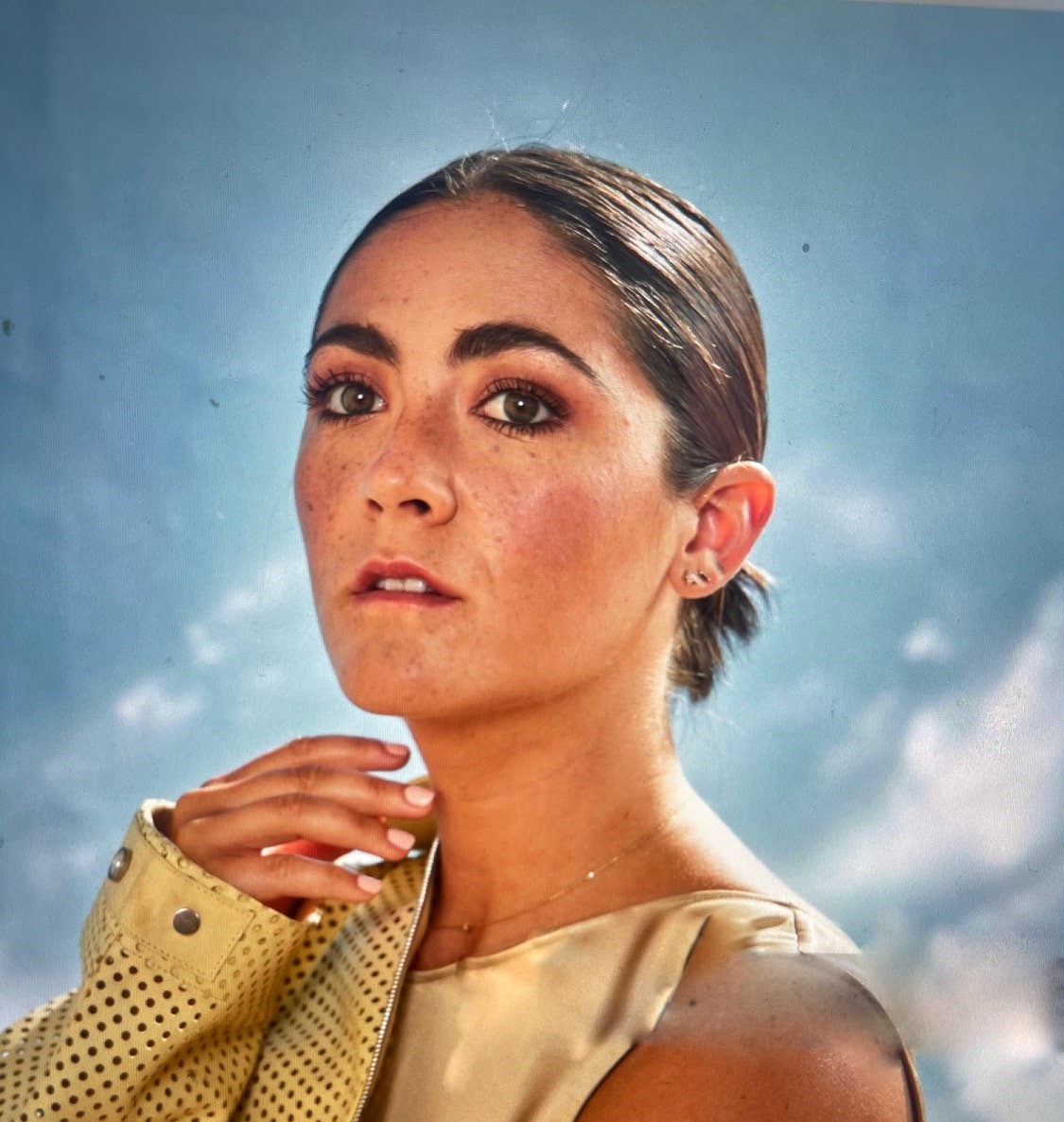 撮影時23歳で10歳の少女を演じたイザベル・ファーマンが「エスター愛」を語る!『エスター ファースト・キル』インタビュー映像解禁