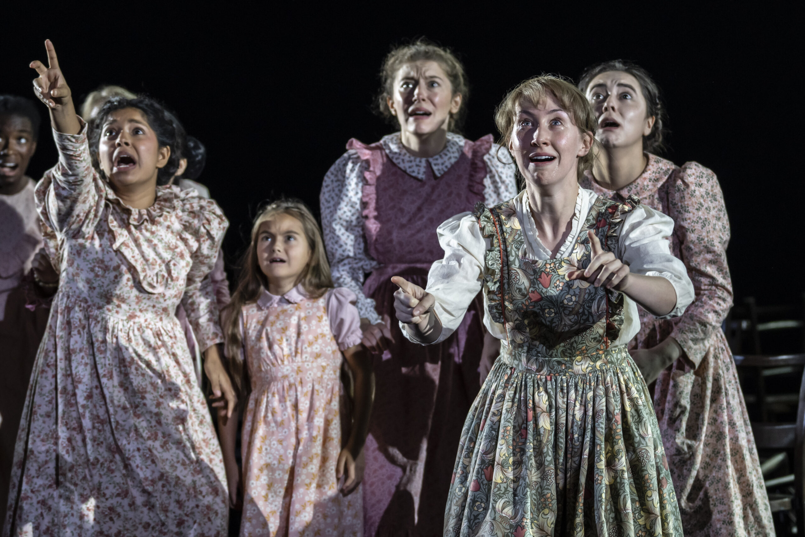 ナショナル・シアター・ライブ『るつぼ』先行上映イベント決定 翻訳家・広田敦郎、柏木しょうこ登壇のトークイベント実施