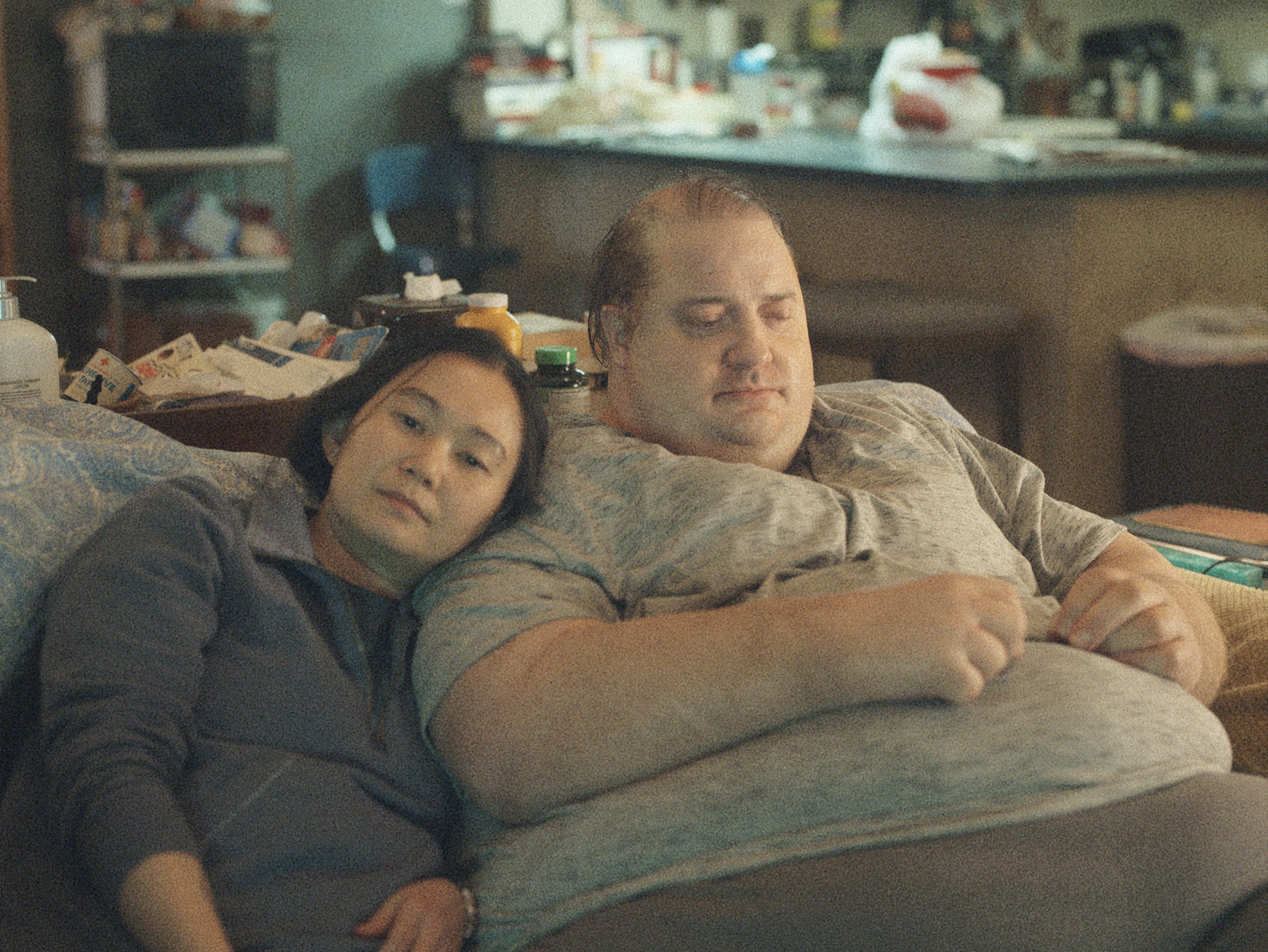 ブレンダン・フレイザー＆ホン・チャウの涙の熱演に心震える！『ザ・ホエール』共演シーン映像解禁