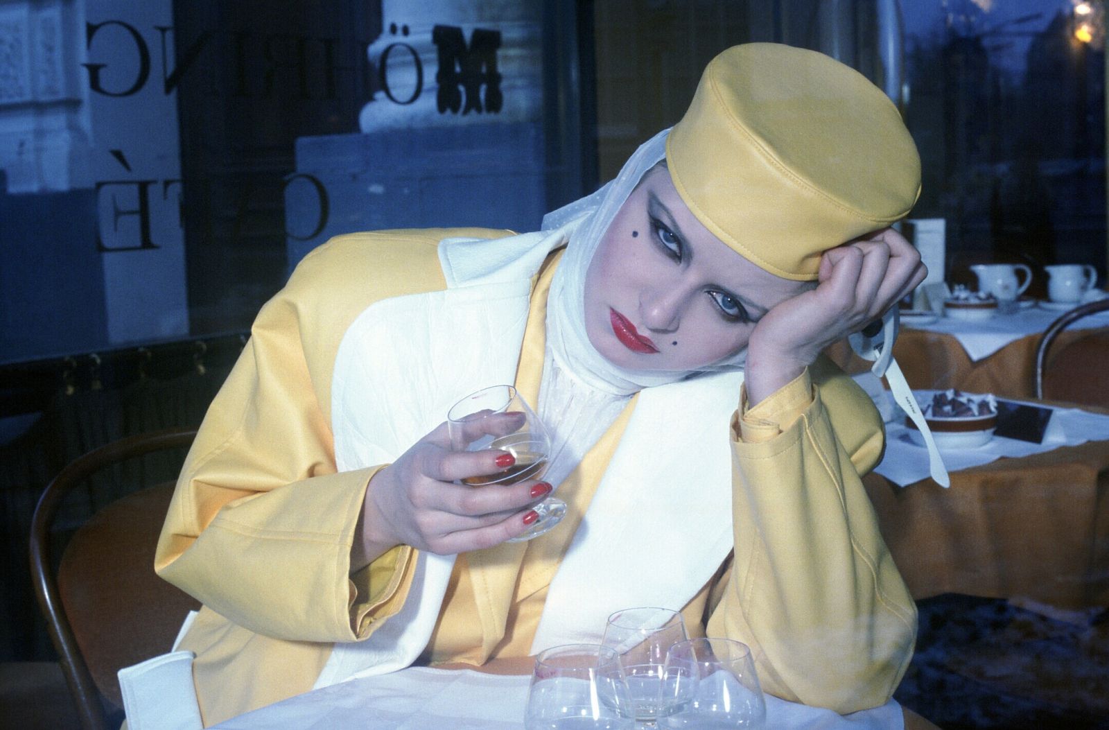 『アル中女の肖像』主演タベア・ブルーメンシャインの歌声が彩る、ウルリケ・オッティンガー「ベルリン三部作」特報映像解禁