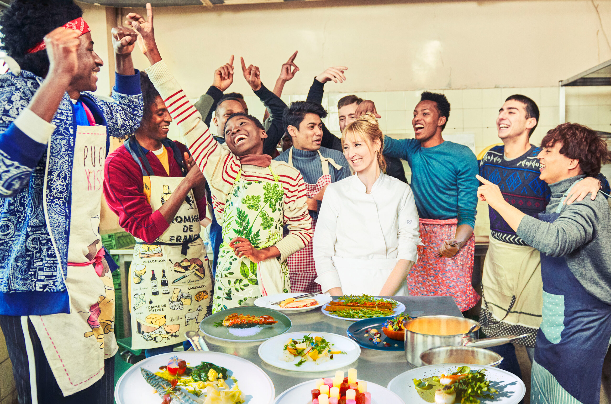 映画『ウィ、シェフ!』にdancyu編集長、タサン志麻、sioの鳥羽シェフ、バズレシピのリュウジら著名人が推薦コメント 本編冒頭映像も解禁