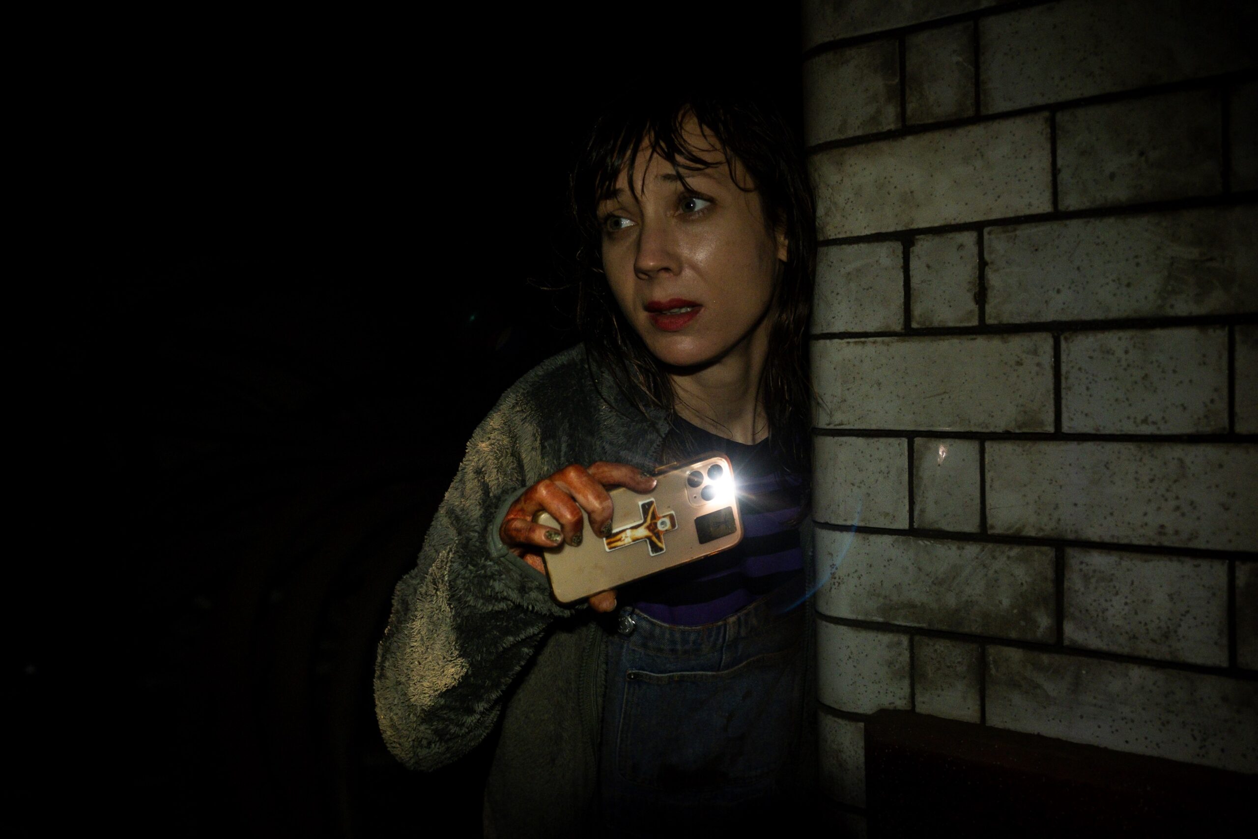 ブラムハウスが放つ“ライブ配信”ホラー『DASHCAM ダッシュカム』予告編解禁 呂布カルマら著名人の絶賛コメントも到着