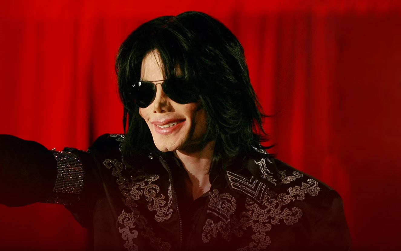 ドキュメンタリー番組『マイケル・ジャクソン:最後のカーテンコール』特報映像が解禁 悲劇的な死から14年、人生最後の日々に焦点を当てる