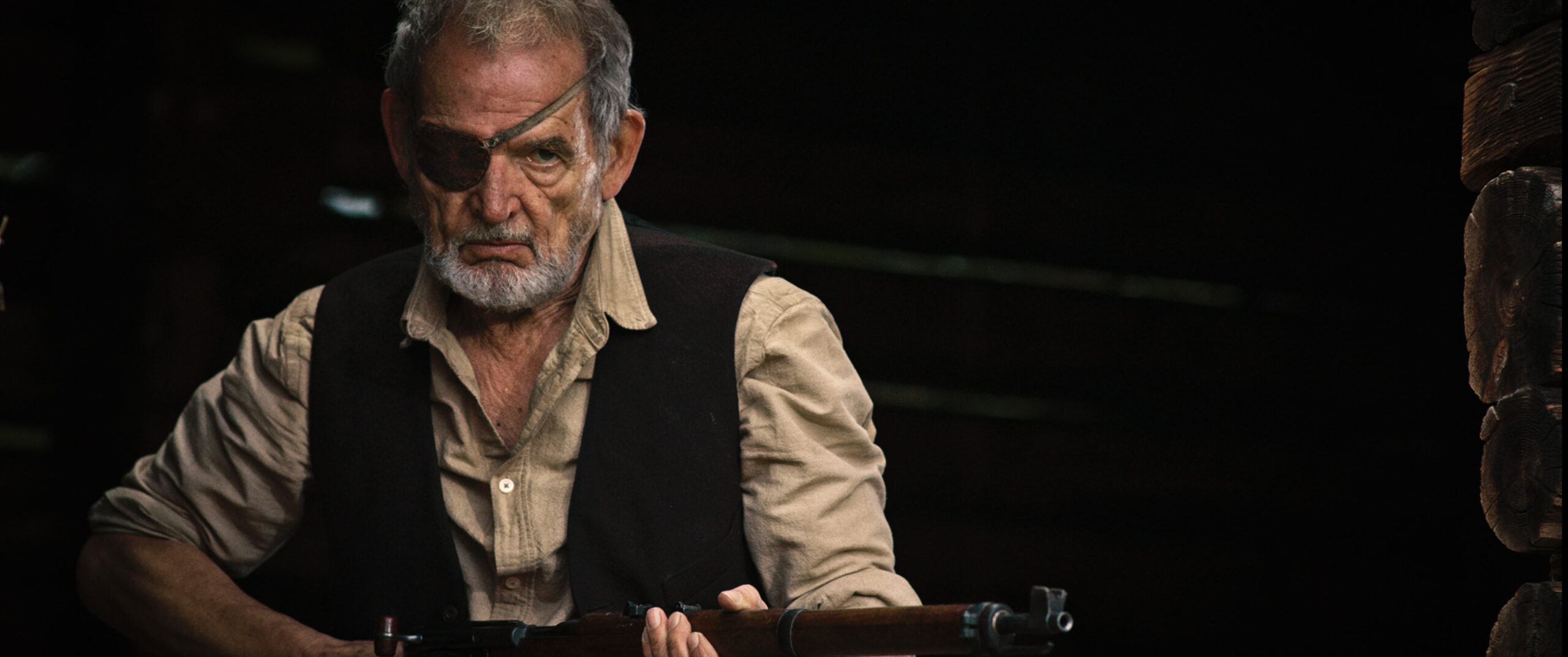 コワモテすぎるハイジのおじいちゃんが銃を片手に大暴れ⁉『マッド・ハイジ』キャラクター紹介動画「アルムおんじ編」が解禁