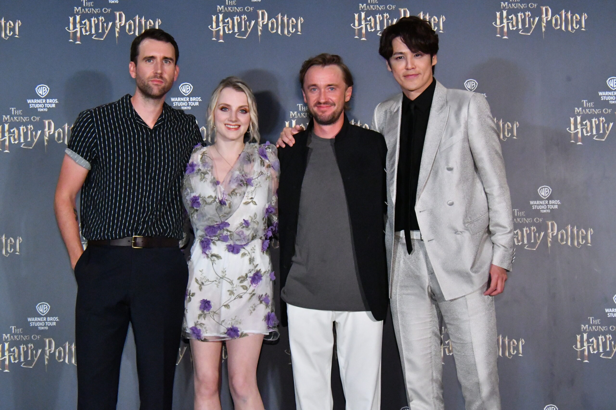 『ハリー・ポッター』屋内型施設オープンを祝う前夜祭イベントにトム・フェルトンらキャストが集結「本当に素晴らしい体験ができる」