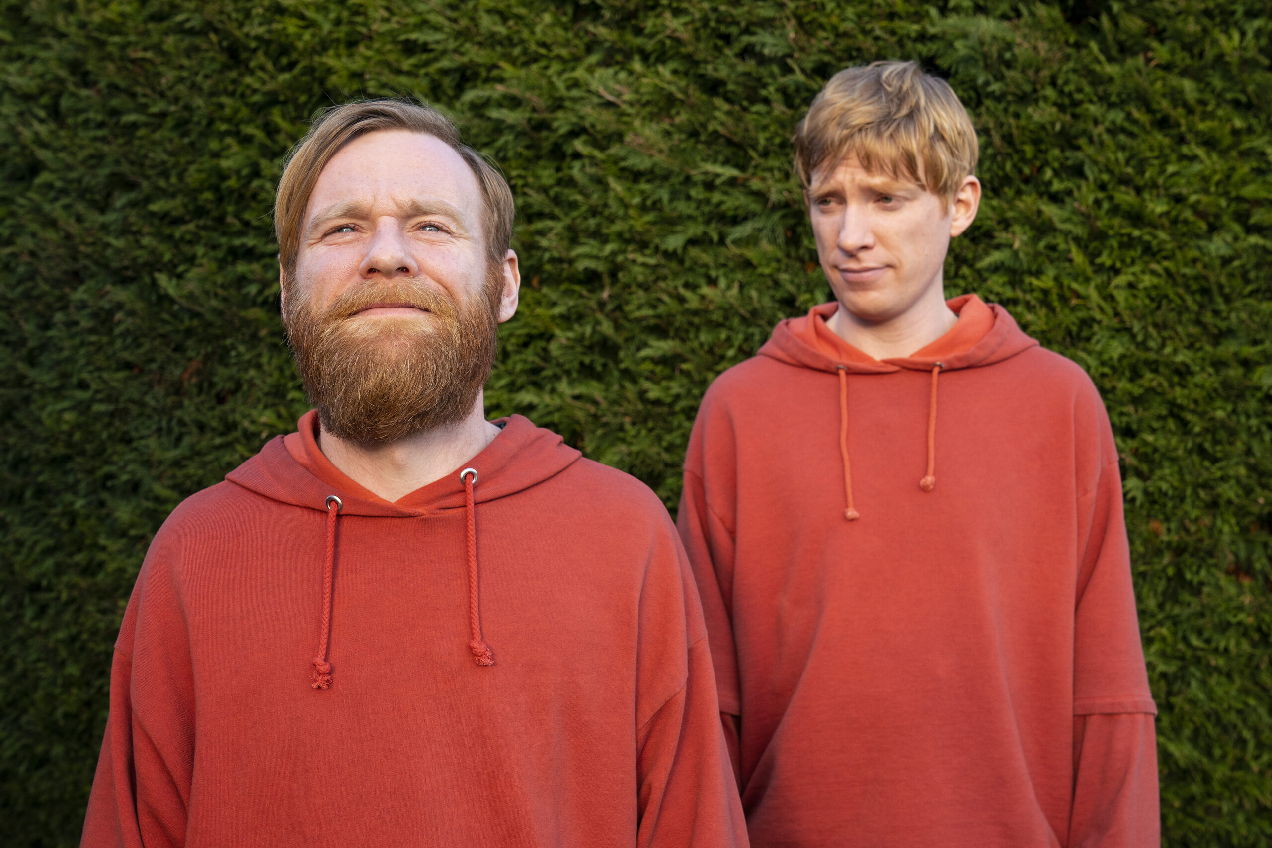 ブリアン＆ドーナル・グリーソン兄弟のツーショットにほっこり！『フランク、アイルランドのダメ男。』配信開始を記念してメイキング画像が解禁