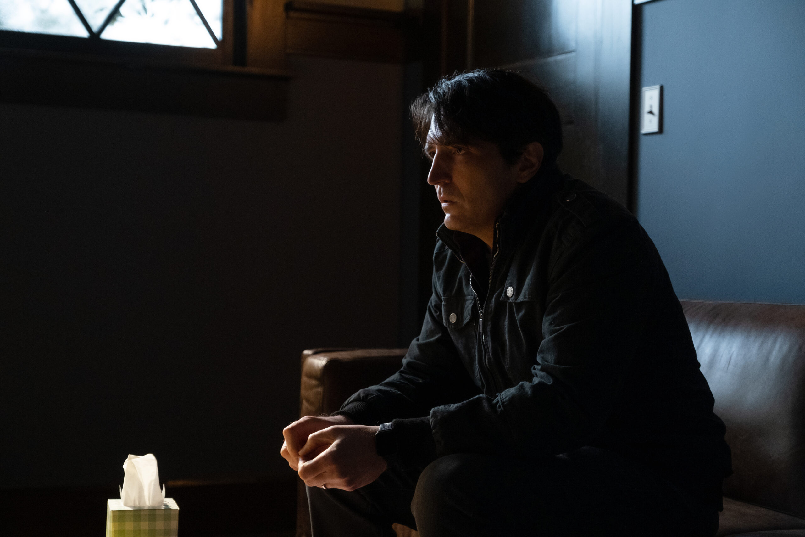 デヴィッド・ダストマルチャン演じる謎の男が恐怖の始まりを告げる！　全米震撼サスペンス・ホラー『ブギーマン』本編映像解禁