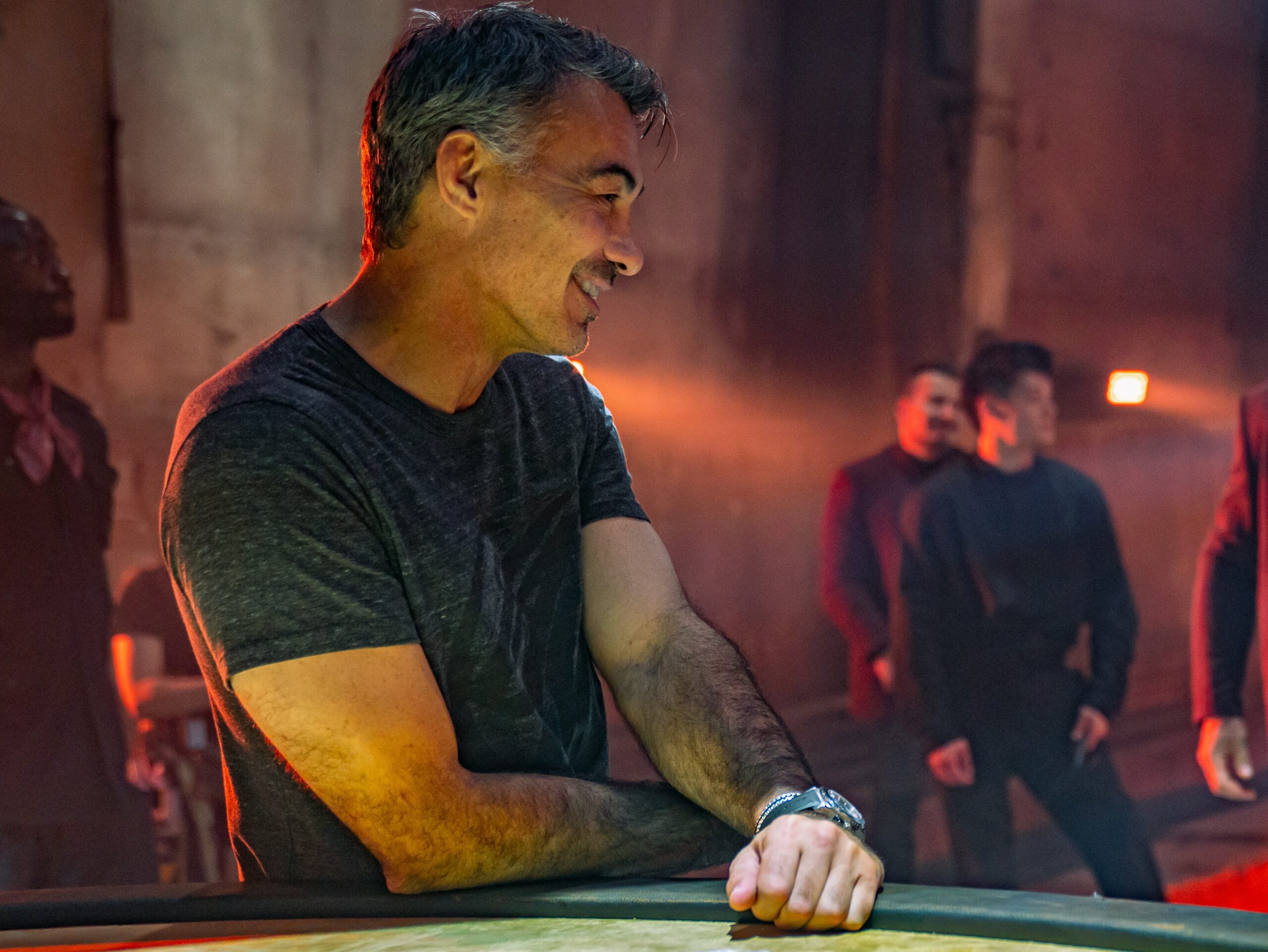 『ジョン・ウィック:コンセクエンス』チャド・スタエルスキ監督が9月に来日決定 日本のファンに向けたキアヌ・リーブス&監督の特別動画解禁