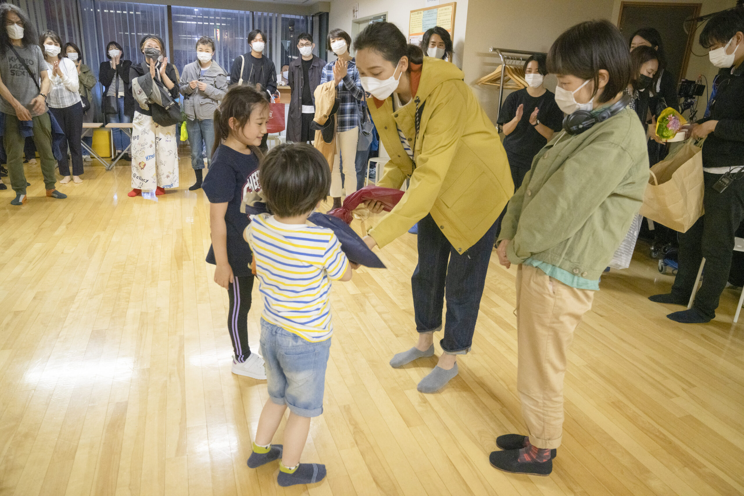 杏と子役たちがまるで本当の家族のように遊ぶ姿にほっこり　『私たちの声』日本版エピソード『私の一週間』メイキング映像到着