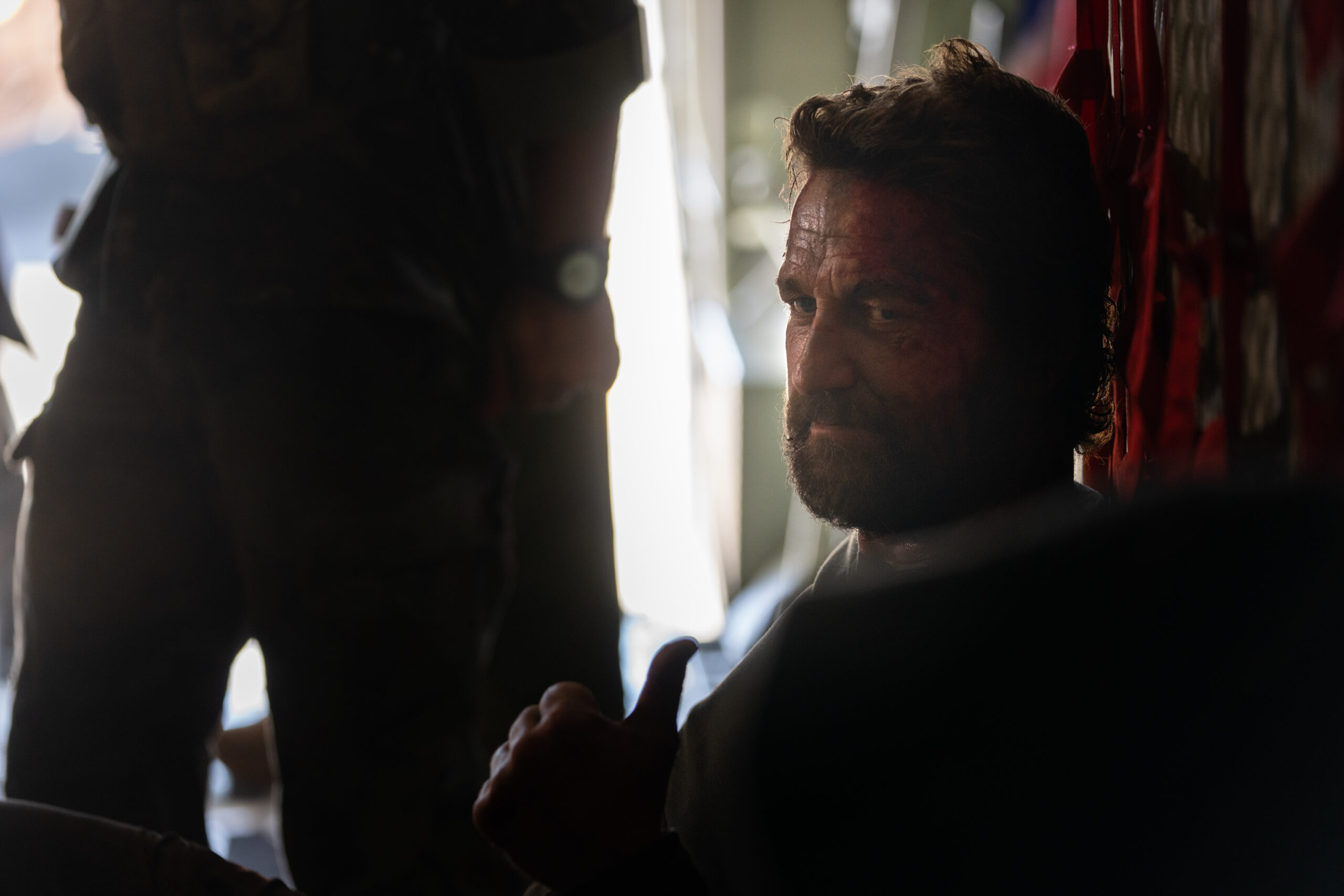 お茶目なジェラルド・バトラーの姿も!『カンダハル 突破せよ』撮影の舞台裏を収めたメイキング映像&メイキング写真解禁