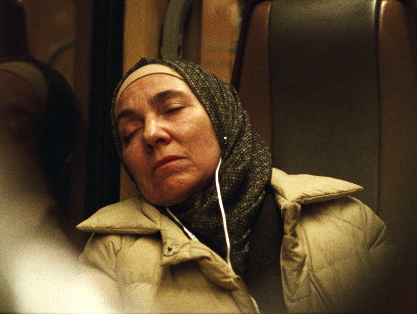 終電車を逃した掃除婦の一夜を描く『ゴースト・トロピック』予告編解禁 バス・ドゥヴォス監督の初来日決定