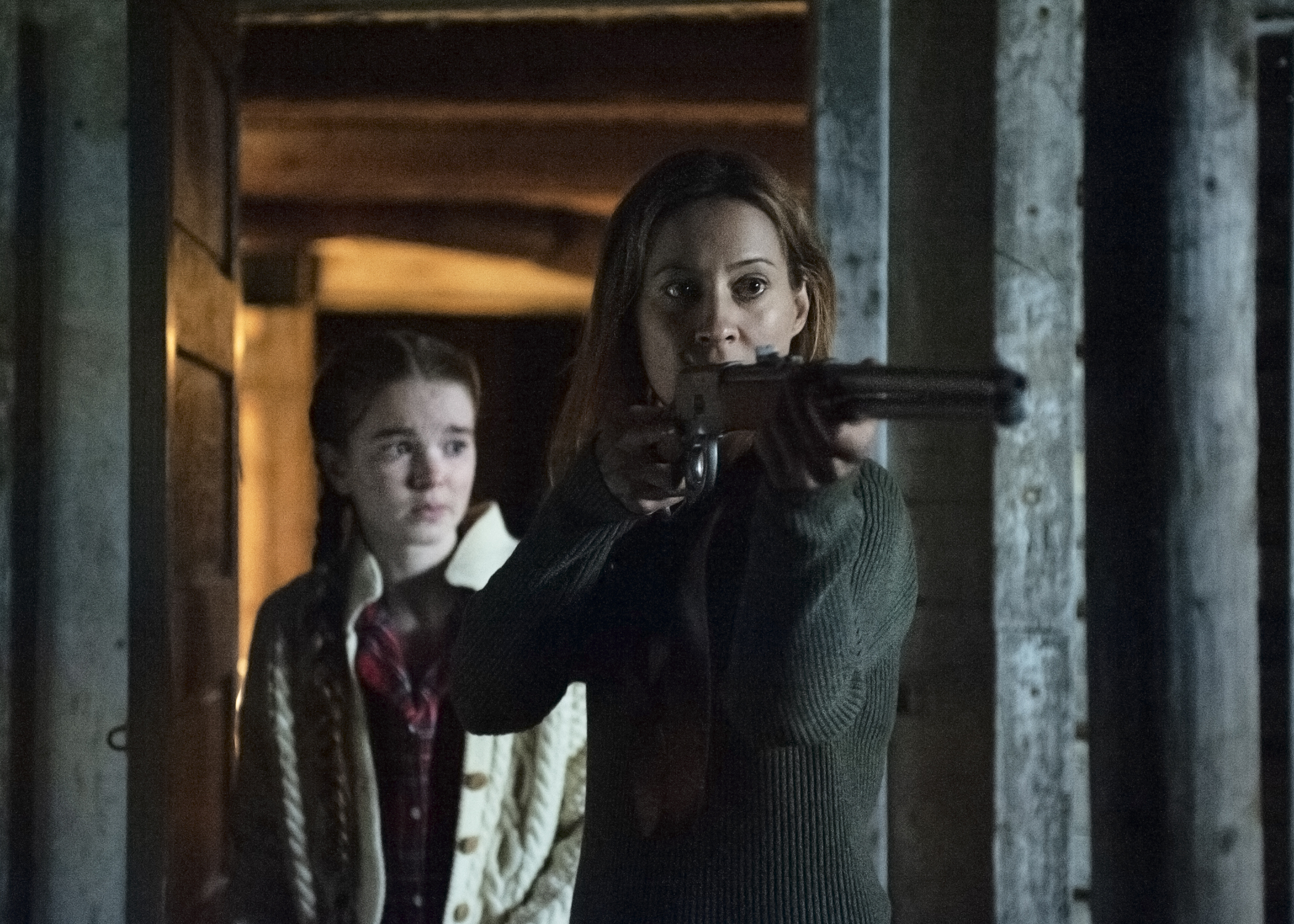 ハンター&狼&サイコパスが三つ巴の殺戮バトル!『デストラップ/狼狩り』ポスタービジュアル&予告編が解禁