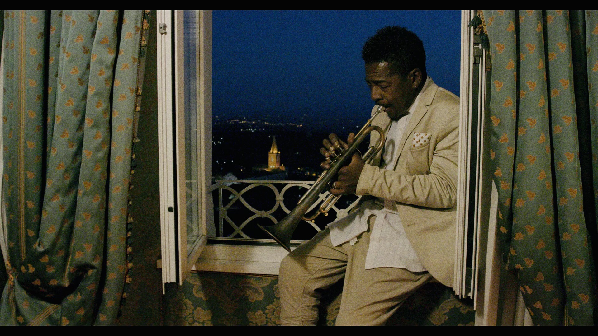 49歳で急逝した天才ジャズ・トランペッターの最期の夏に密着『ロイ・ハーグローヴ 人生最期の音楽の旅』4月5日より拡大公開決定