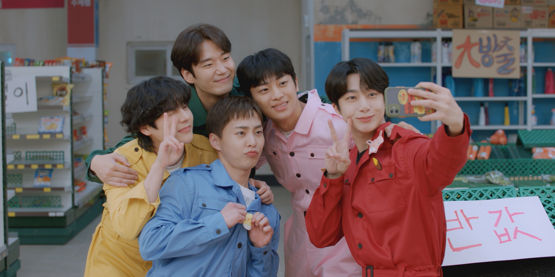 元アイドルたちは赤字スーパーを立て直すことができるのか?「社長ドル・マート」日本版予告映像&新場面写真解禁