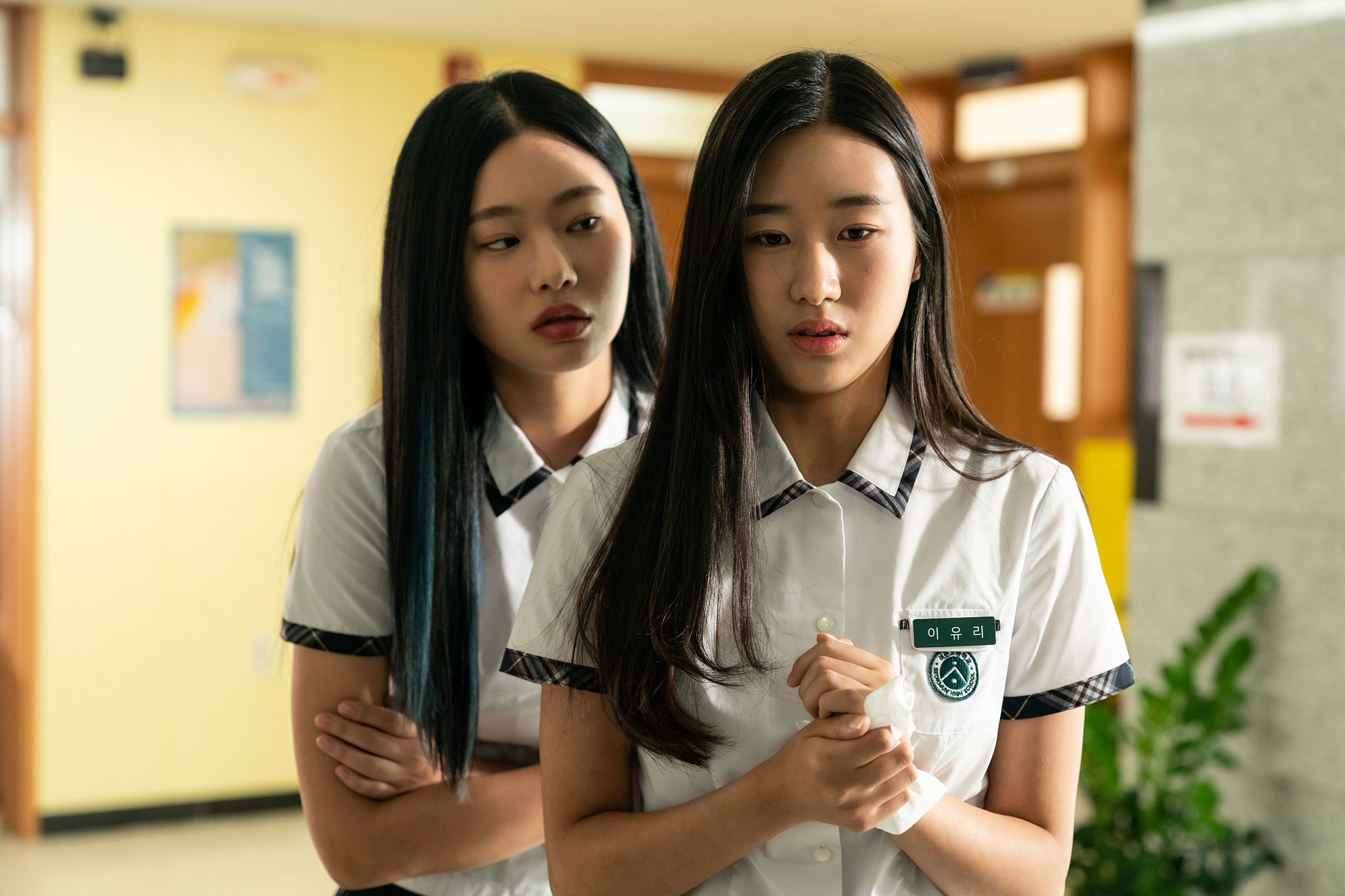 “毒親”の過剰な愛を受けて育った優等生の娘の死を描く衝撃作『毒親<ドクチン>』予告編解禁 「愛も取り過ぎれば毒になる」