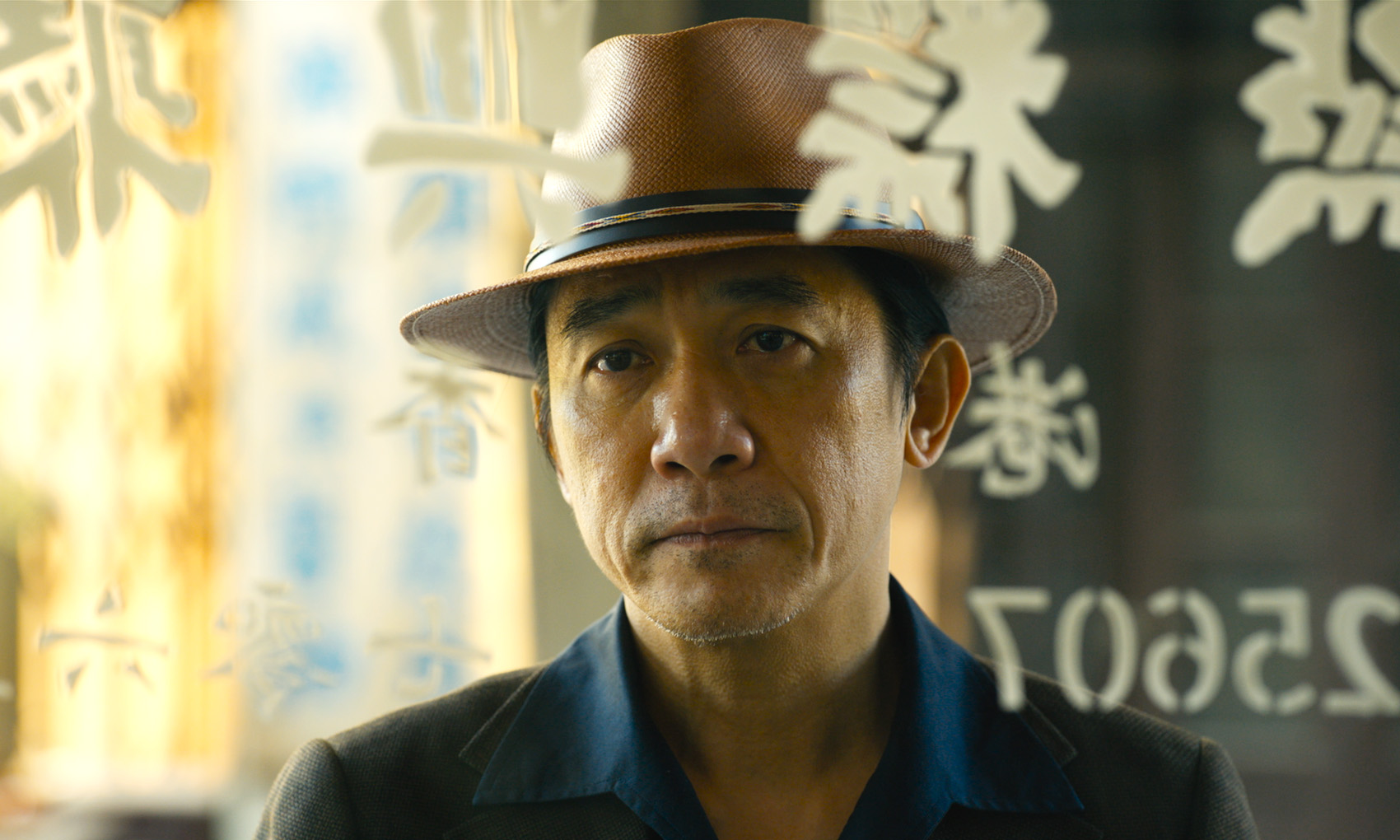 トニー・レオンとワン・イーボーの素顔が伝わる貴重な舞台裏！『無名』ノースタントで挑んだ迫真アクションのメイキング映像解禁