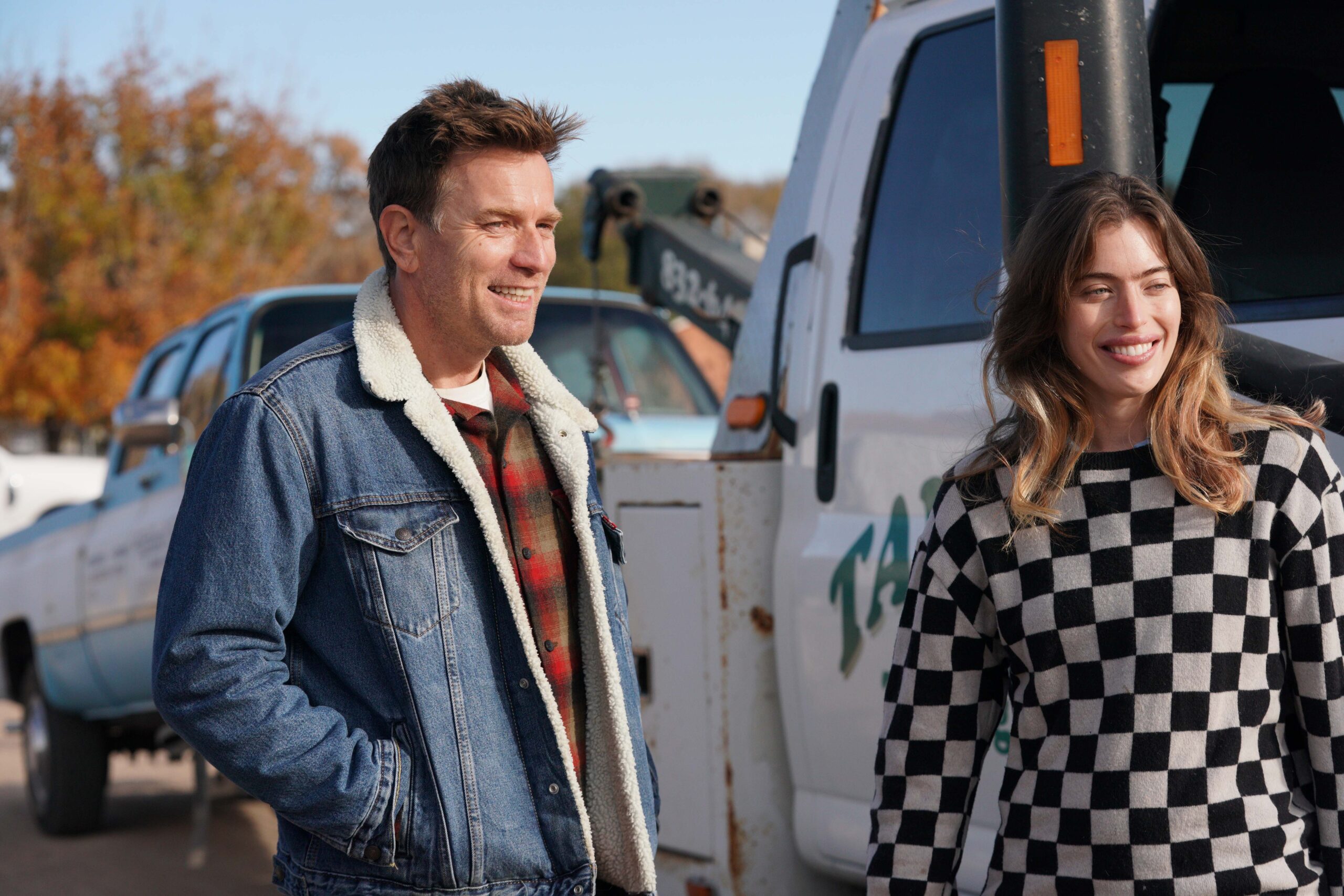 ユアン・マクレガー待望の新作は初の父娘W主演! 親子の事実から生まれた感動作『ブリーディング・ラブ はじまりの旅』日本公開決定